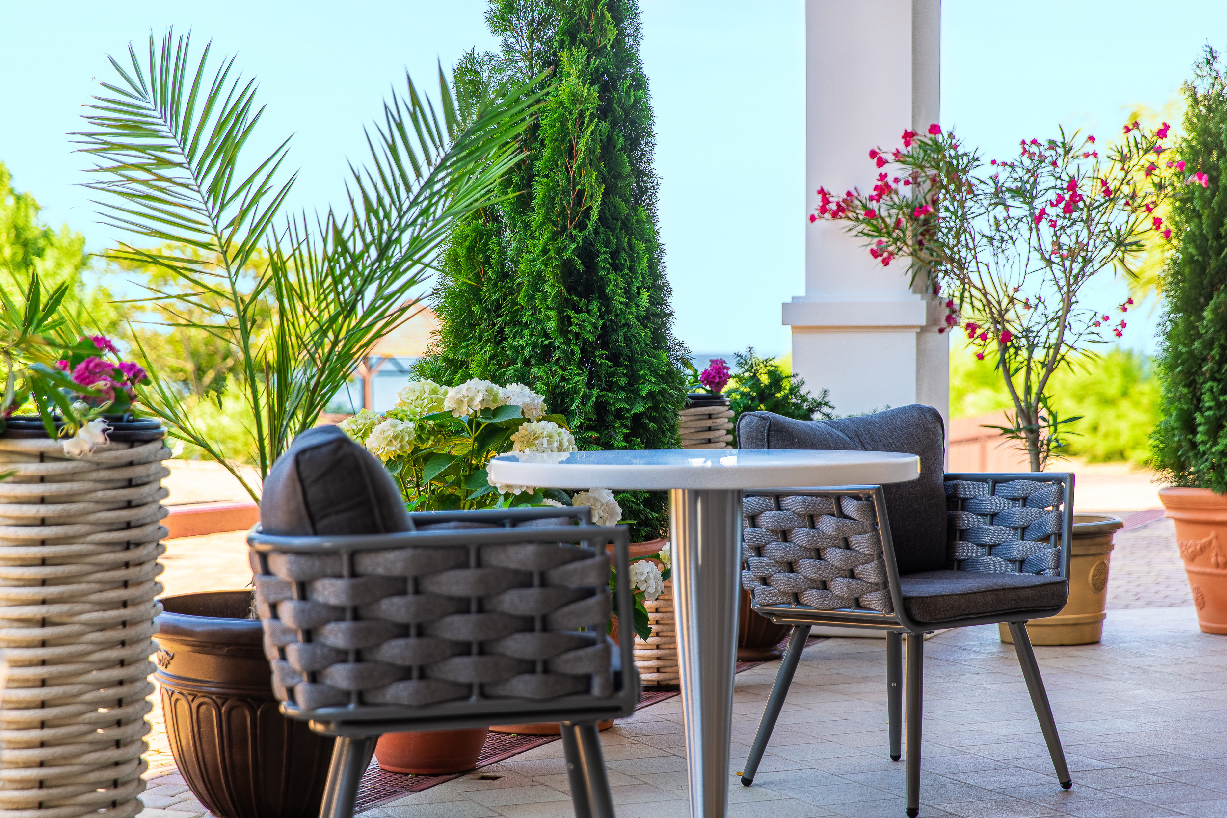 Renatphoto-Коммерческая фотосъёмка номерного фонда в отеле. Профессиональная фотосъёмка интерьеров, предметная фотосессия еды для меню г. Анапа