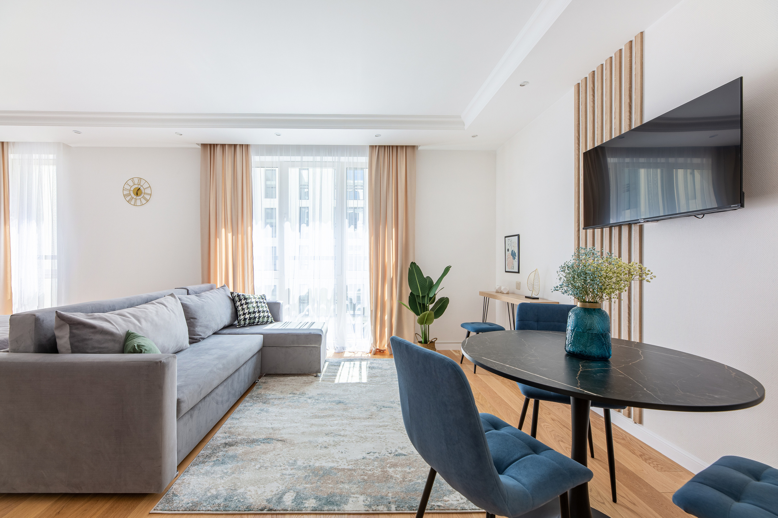 Renatphoto-Снимаю  элитные интерьеры для рекламы. Профессиональная фотосъёмка интерьеров, предметная фотосессия еды для меню г. Анапа