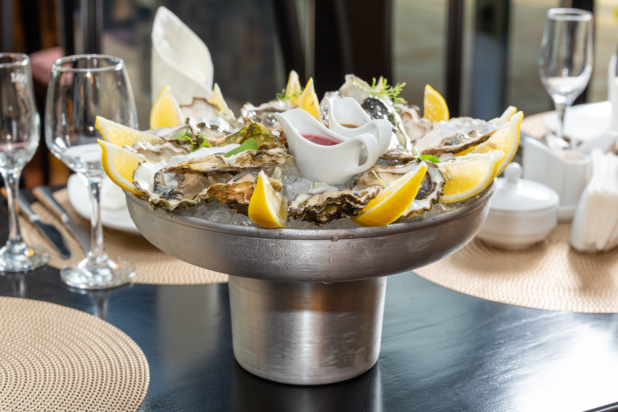 Renatphoto-Фотосъёмка для ресторана при отеле. Профессиональная фотосъёмка интерьеров, предметная фотосессия еды для меню г. Анапа