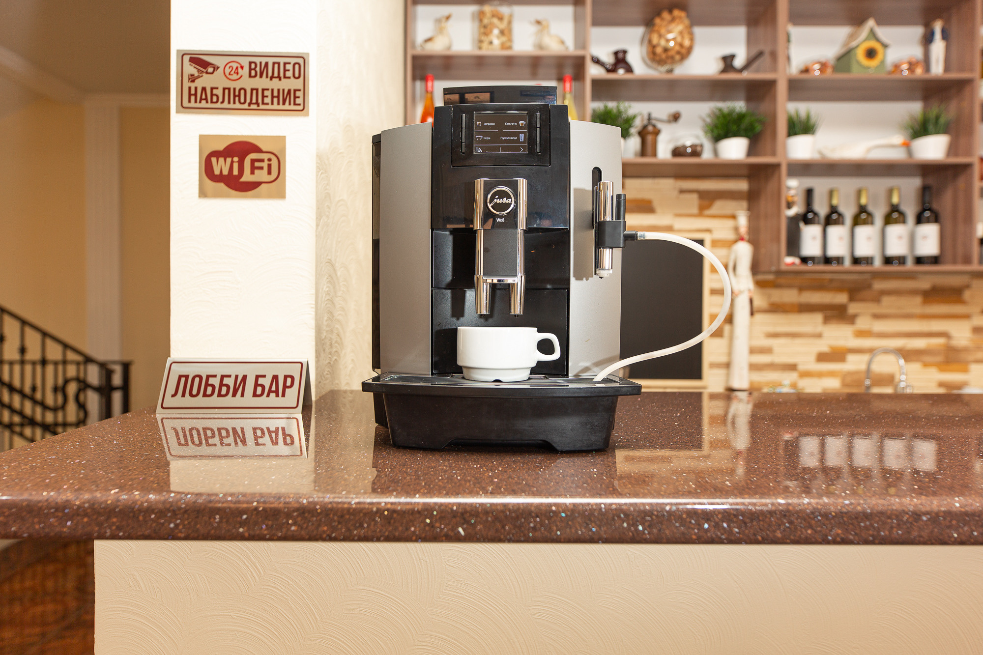 Renatphoto-Коммерческая фотосессия для отеля. Профессиональная фотосъёмка интерьеров, предметная фотосессия еды для меню г. Анапа