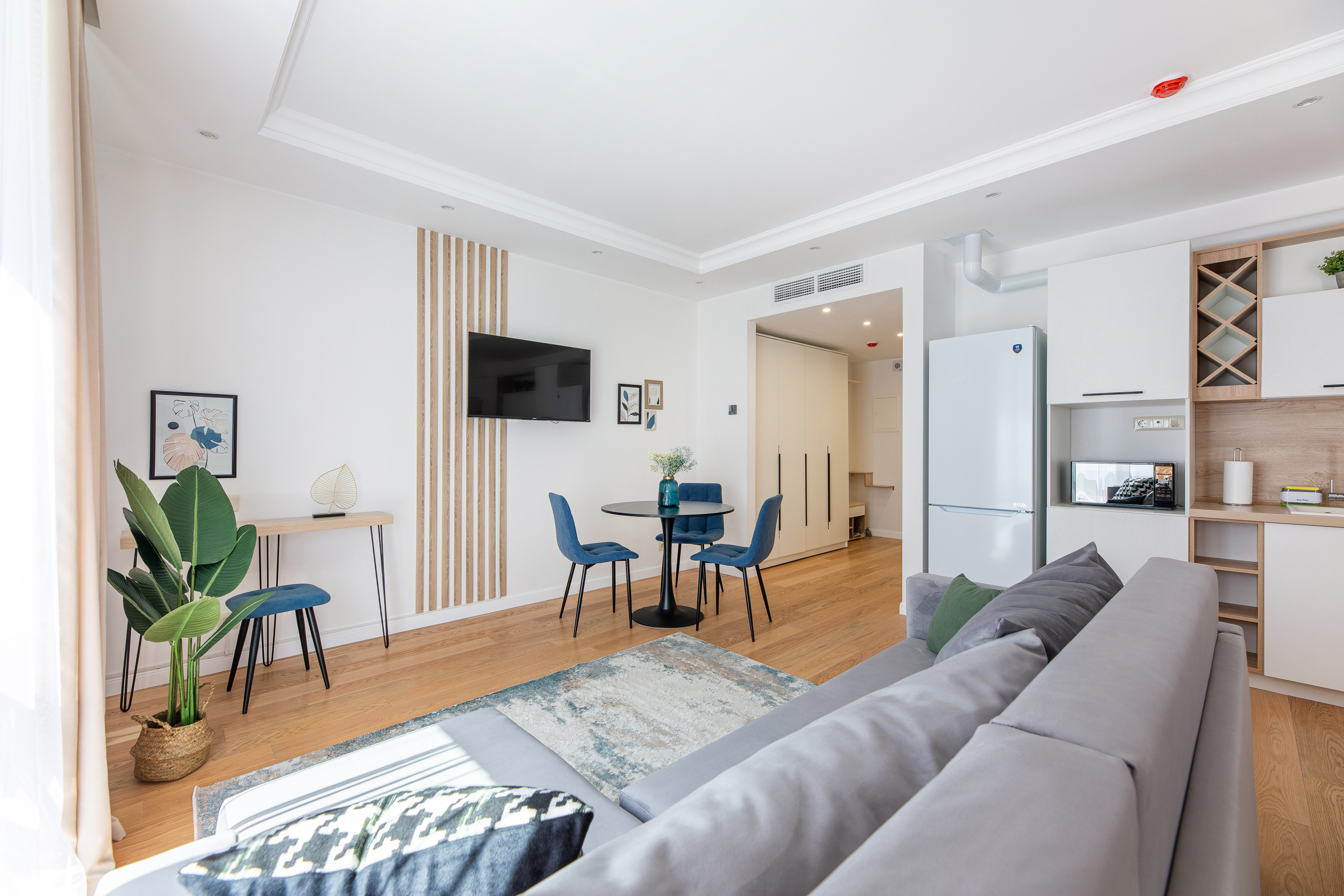 Renatphoto-Снимаю  элитные интерьеры для рекламы. Профессиональная фотосъёмка интерьеров, предметная фотосессия еды для меню г. Анапа