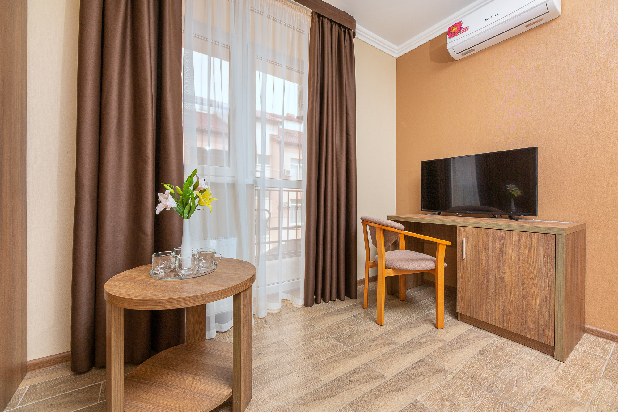 Renatphoto-Коммерческая фотосессия для отеля. Профессиональная фотосъёмка интерьеров, предметная фотосессия еды для меню г. Анапа