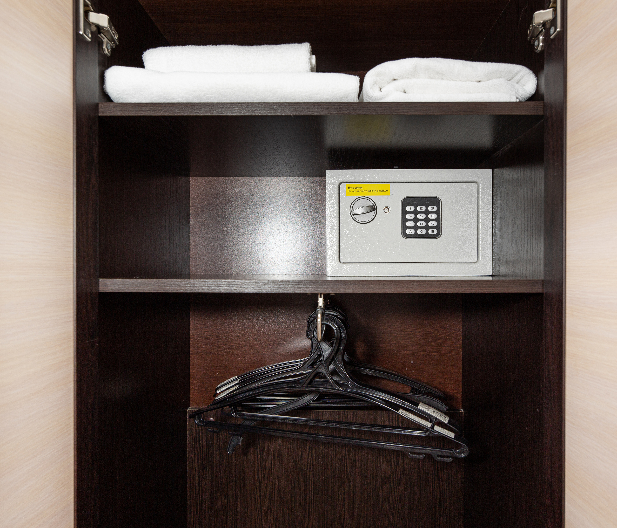 Renatphoto-репортажный и интерьерный Фотограф  в п. Витязево. Профессиональная фотосъёмка интерьеров, предметная фотосессия еды для меню г. Анапа