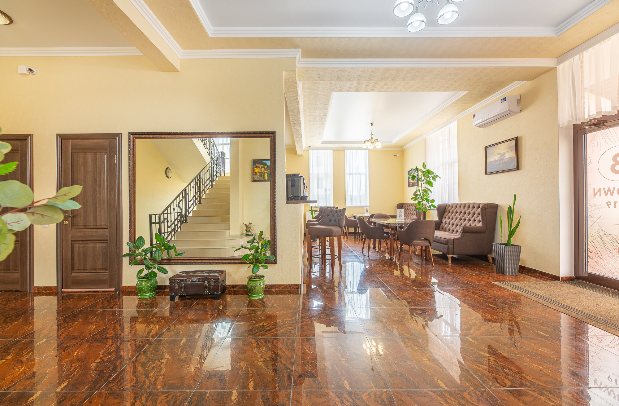 Renatphoto-Коммерческая фотосессия для отеля. Профессиональная фотосъёмка интерьеров, предметная фотосессия еды для меню г. Анапа