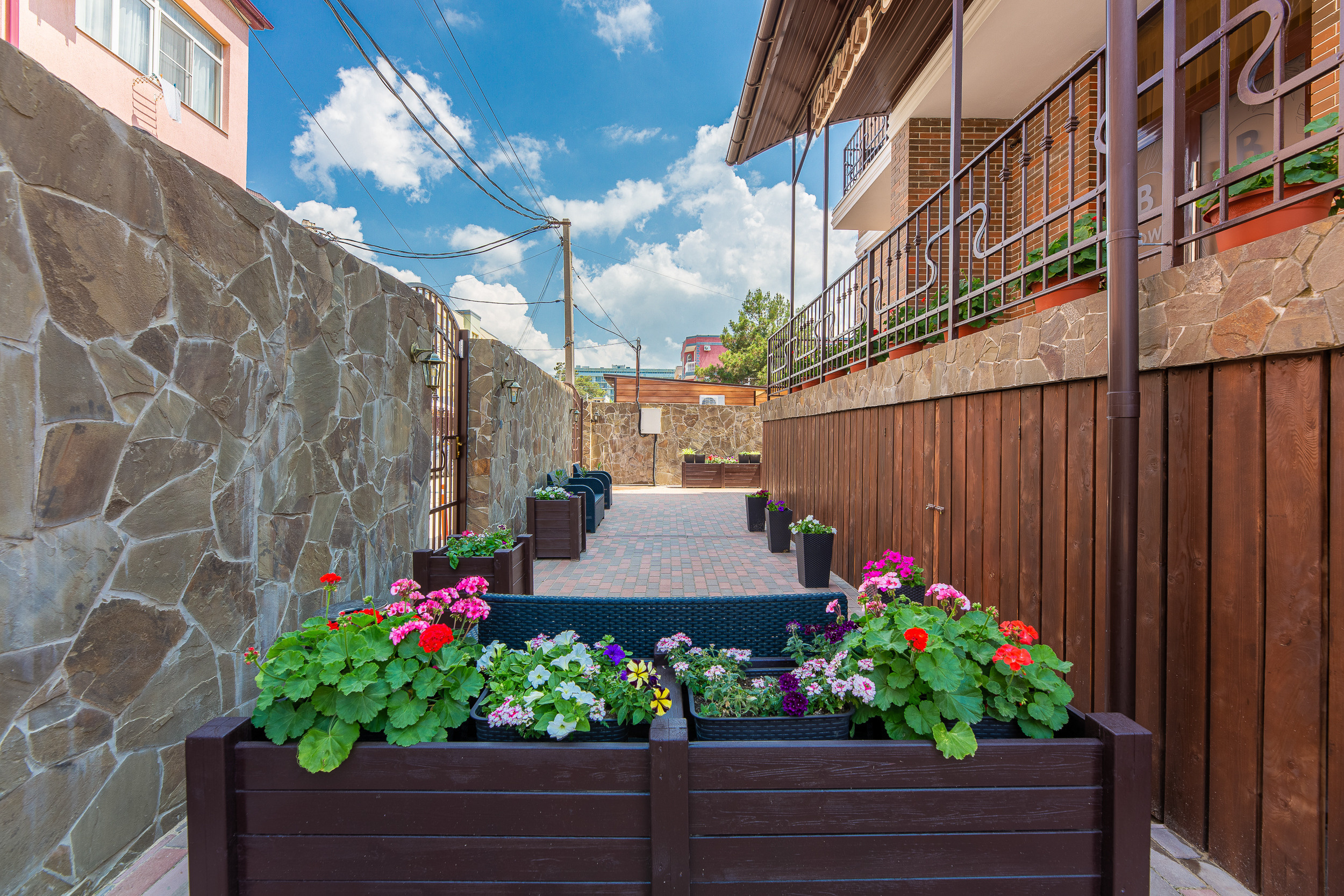 Renatphoto-Коммерческая фотосессия для отеля. Профессиональная фотосъёмка интерьеров, предметная фотосессия еды для меню г. Анапа