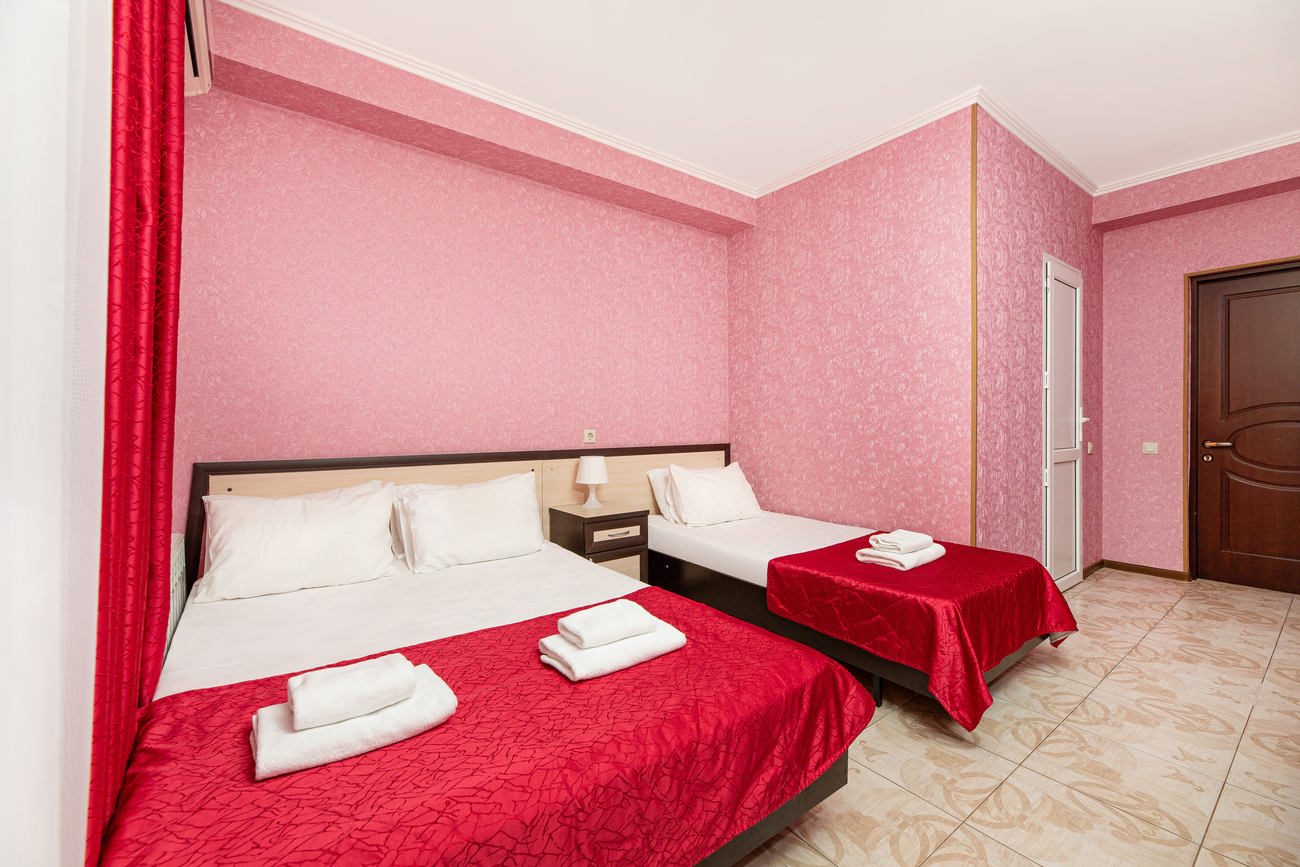 Renatphoto-репортажный и интерьерный Фотограф  в п. Витязево. Профессиональная фотосъёмка интерьеров, предметная фотосессия еды для меню г. Анапа