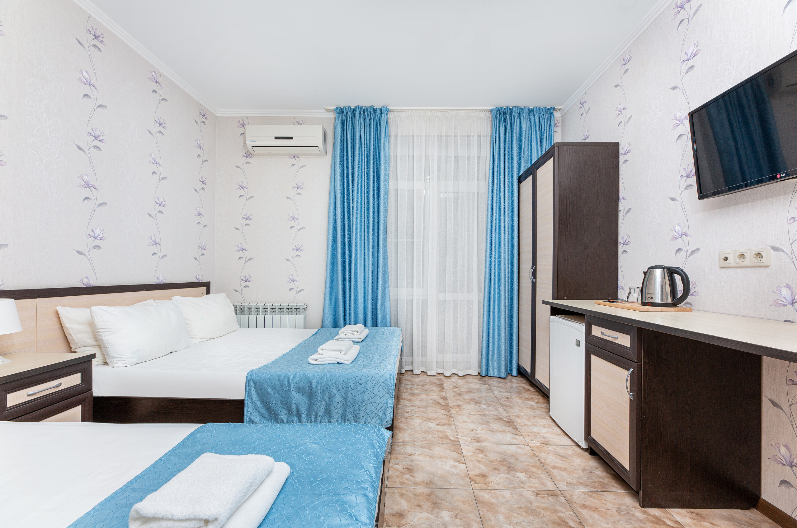 Renatphoto-репортажный и интерьерный Фотограф  в п. Витязево. Профессиональная фотосъёмка интерьеров, предметная фотосессия еды для меню г. Анапа