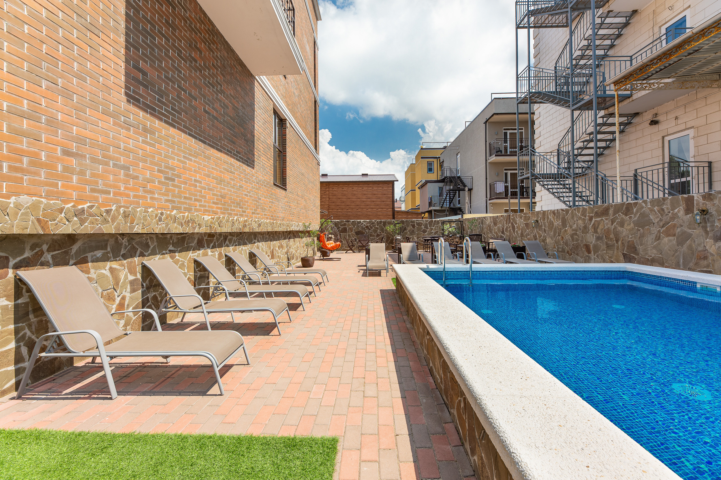 Renatphoto-Коммерческая фотосессия для отеля. Профессиональная фотосъёмка интерьеров, предметная фотосессия еды для меню г. Анапа