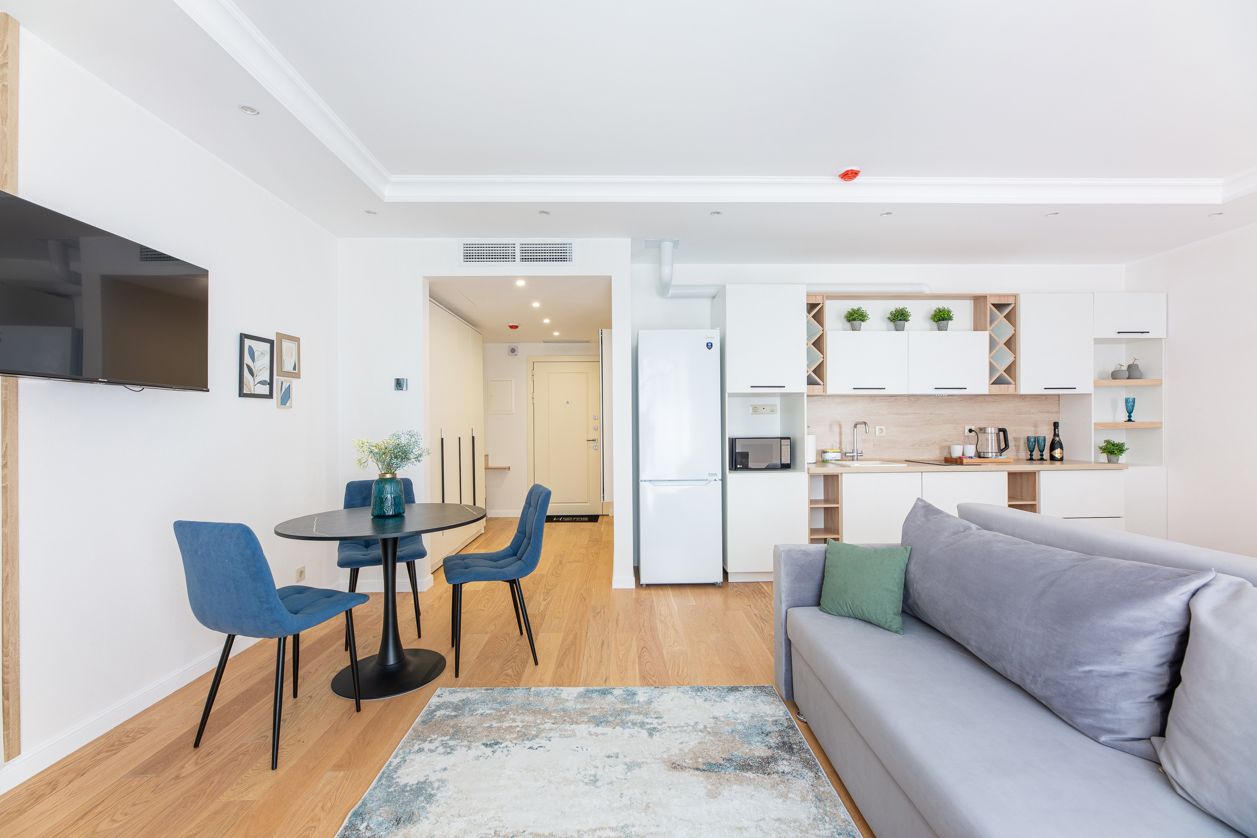 Renatphoto-Снимаю  элитные интерьеры для рекламы. Профессиональная фотосъёмка интерьеров, предметная фотосессия еды для меню г. Анапа