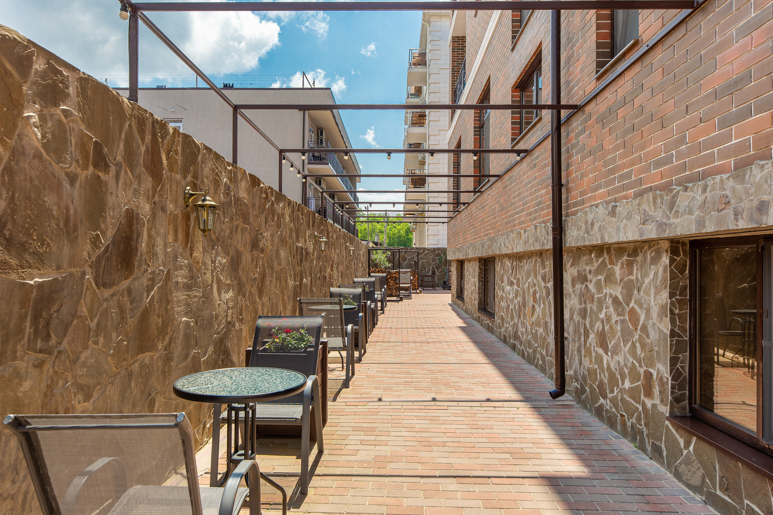 Renatphoto-Коммерческая фотосессия для отеля. Профессиональная фотосъёмка интерьеров, предметная фотосессия еды для меню г. Анапа