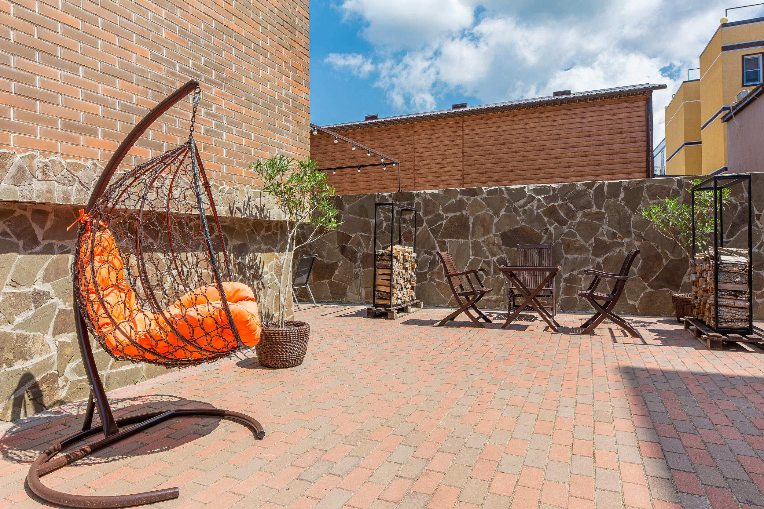 Renatphoto-Коммерческая фотосессия для отеля. Профессиональная фотосъёмка интерьеров, предметная фотосессия еды для меню г. Анапа