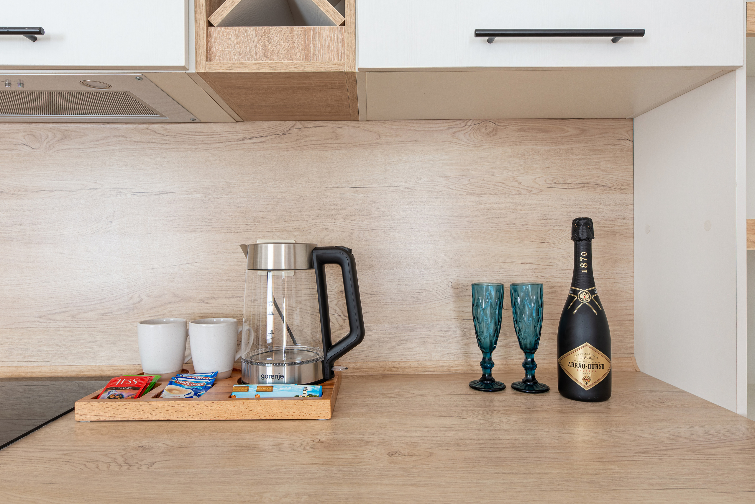 Renatphoto-Снимаю  элитные интерьеры для рекламы. Профессиональная фотосъёмка интерьеров, предметная фотосессия еды для меню г. Анапа