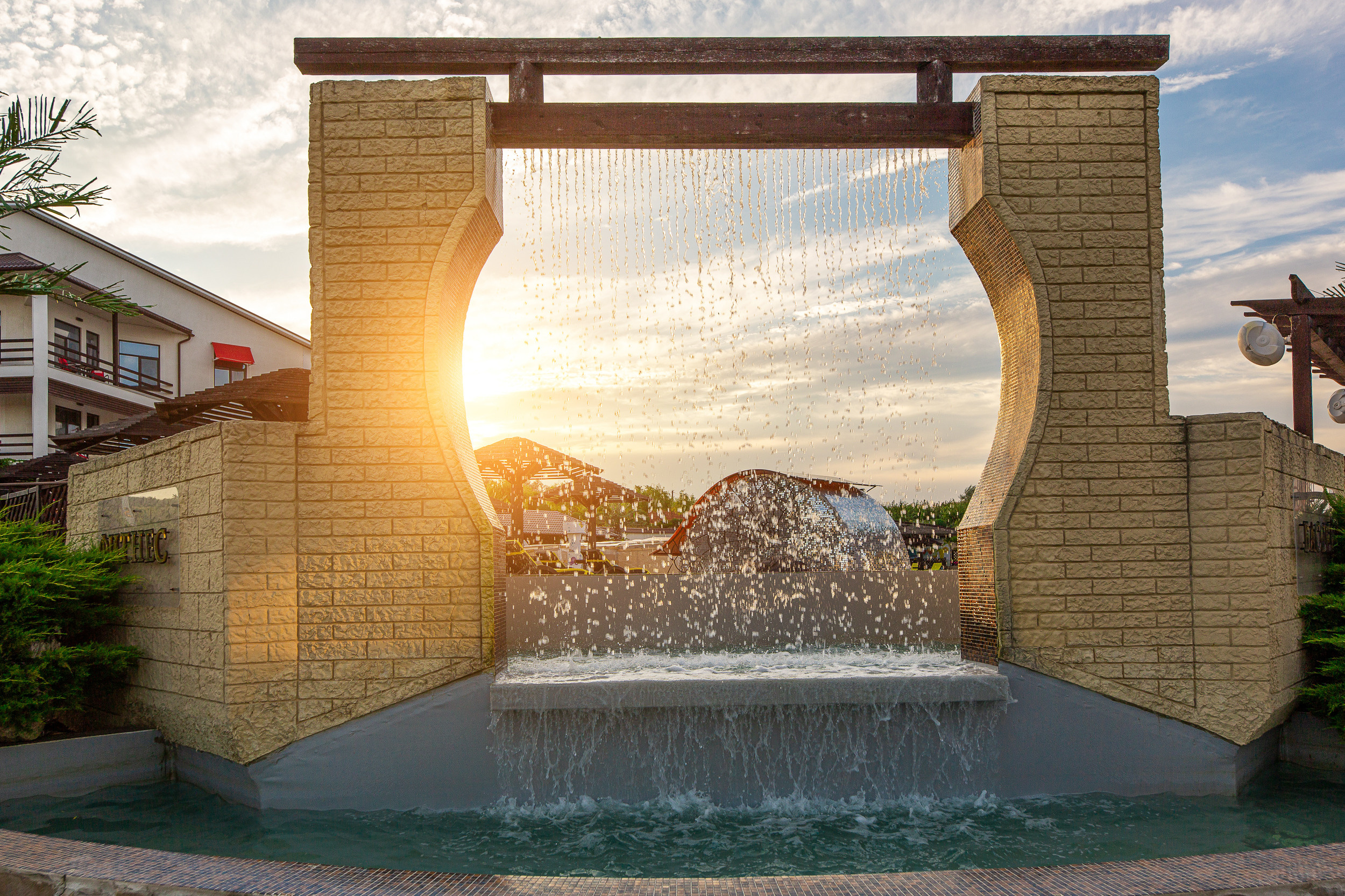 Renatphoto-Коммерческая фотосъёмка номерного фонда в отеле. Профессиональная фотосъёмка интерьеров, предметная фотосессия еды для меню г. Анапа