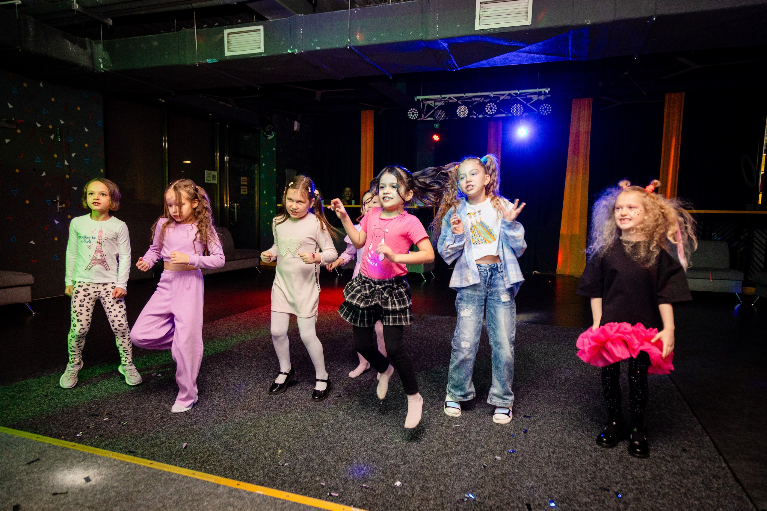 Алисе 7 лет. Детский фотограф видеограф в Хабаровске Михаил Орлов
