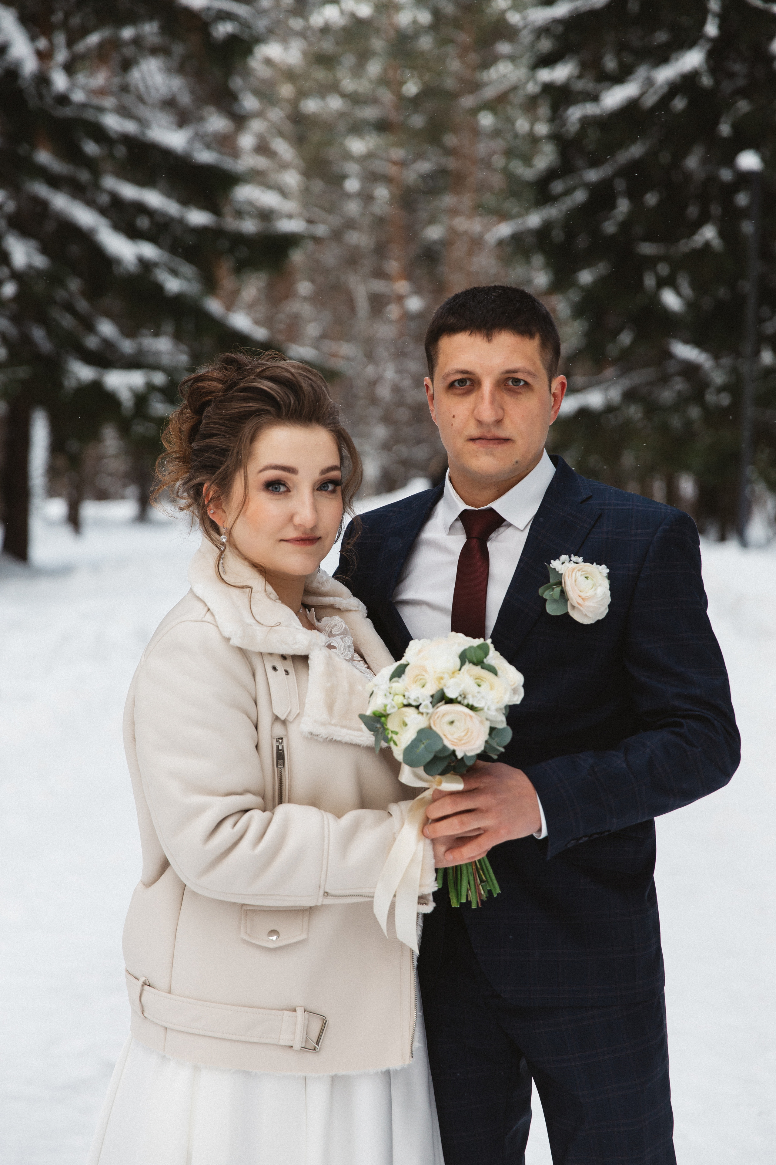 Анонс свадебных фотографий Юли и Влада в парке Елочки Домодедово. Свадебный фотограф Домодедово Москва Катерина Алехина