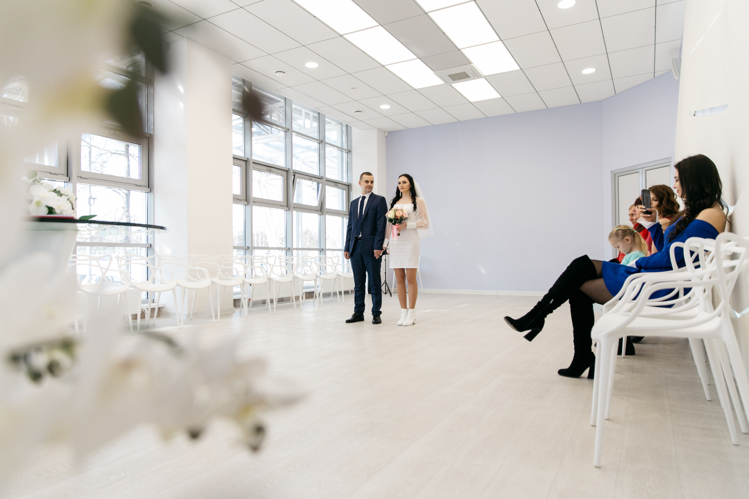 Анонс свадебных фотографий Жени и Насти в Усадьбе Горки Ленинские. Свадебный фотограф Домодедово Москва Катерина Алехина