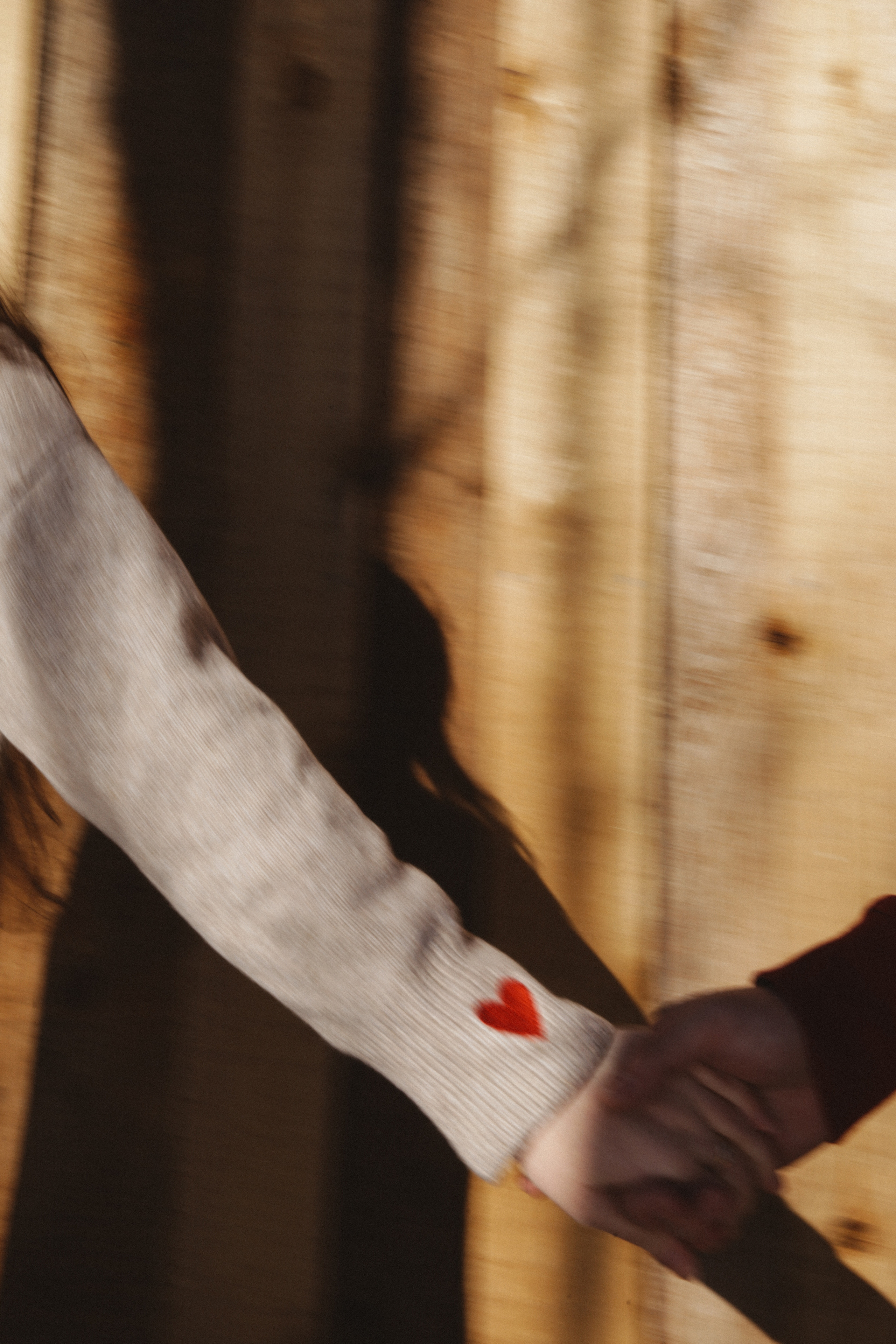 Анонс предсвадебной lovestory Юли и Паши на Ферме Пешково. Свадебный фотограф Домодедово Москва Катерина Алехина