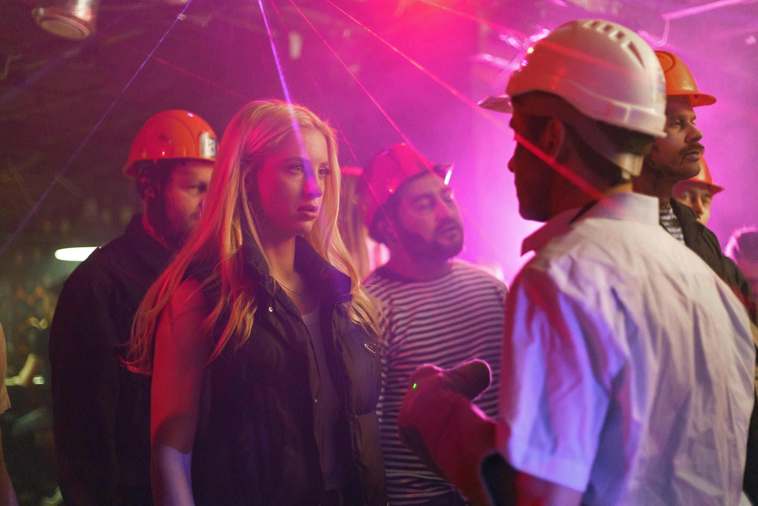 Бэкстейдж со съёмок фильма «Третья смена». Фотограф Александр Закадычный | Таганрог