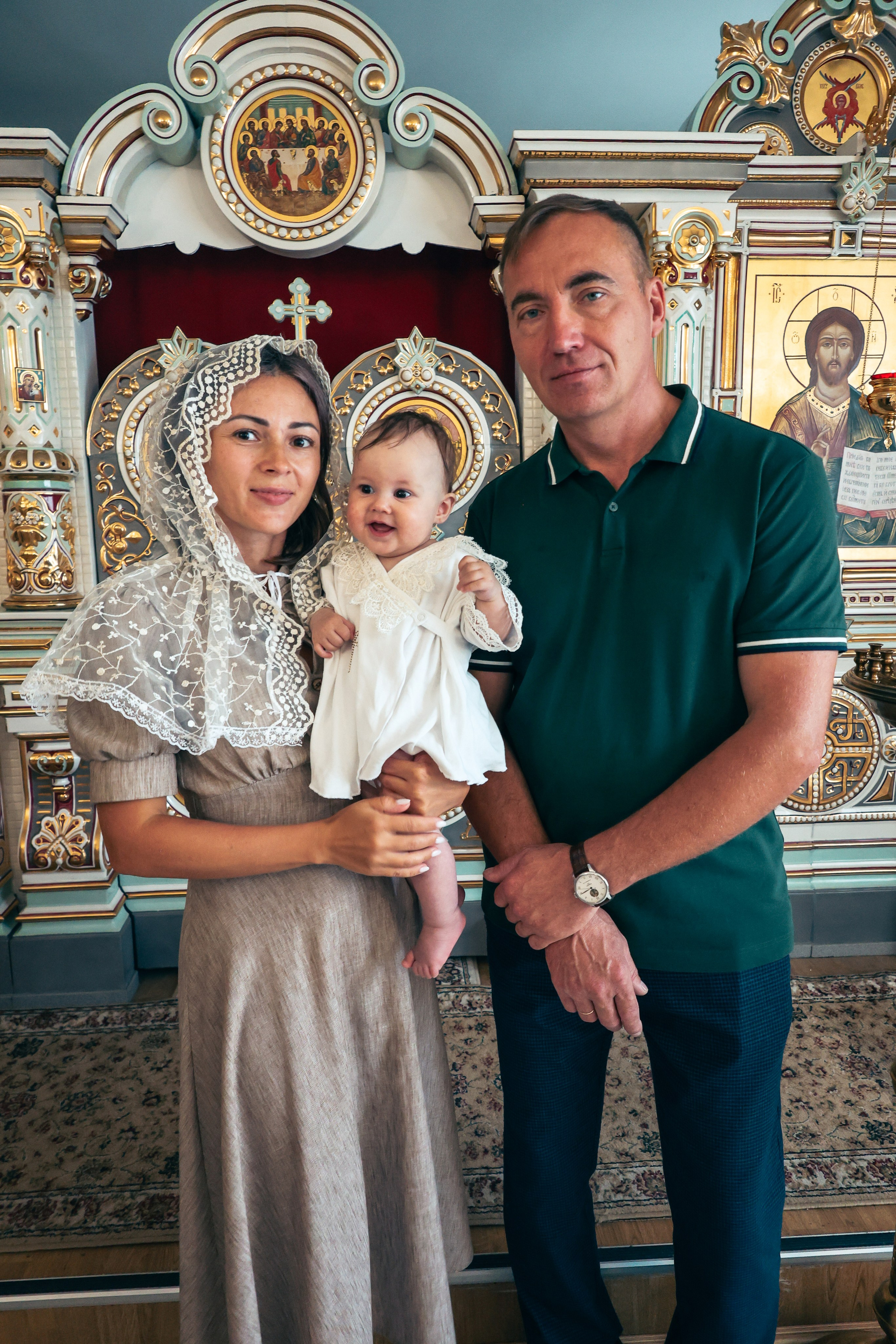 Крещение. Семейный фотограф в городе Екатеринбурге. Сафиуллина Екатерина