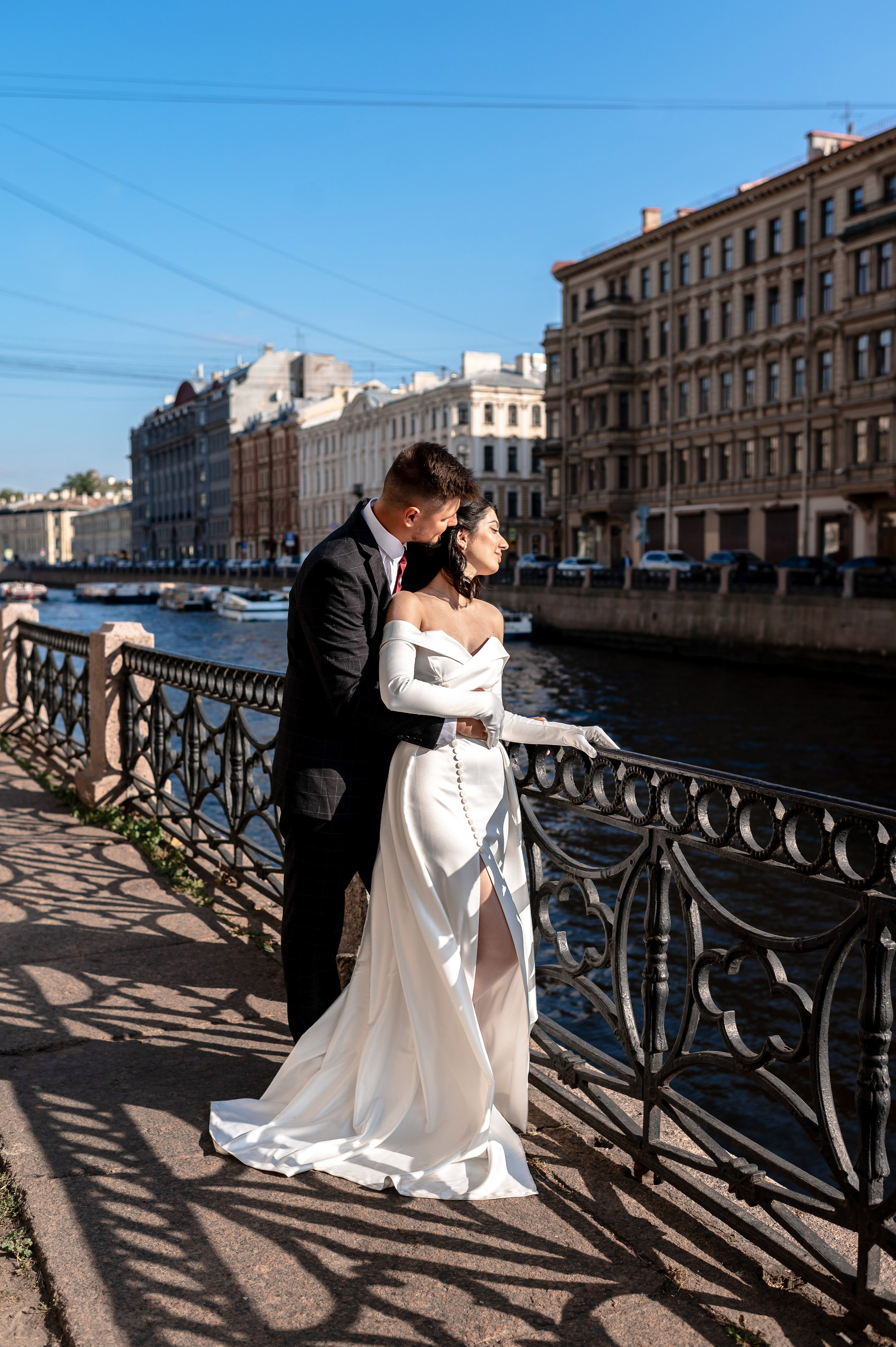 Камерная свадьба в Первом Дворце Бракосочетания №1 на Английской набережной Яны и Евгения. Портретный, семейный и свадебный фотограф в Санкт-Петербурге и в Пушкине Ширяев Денис