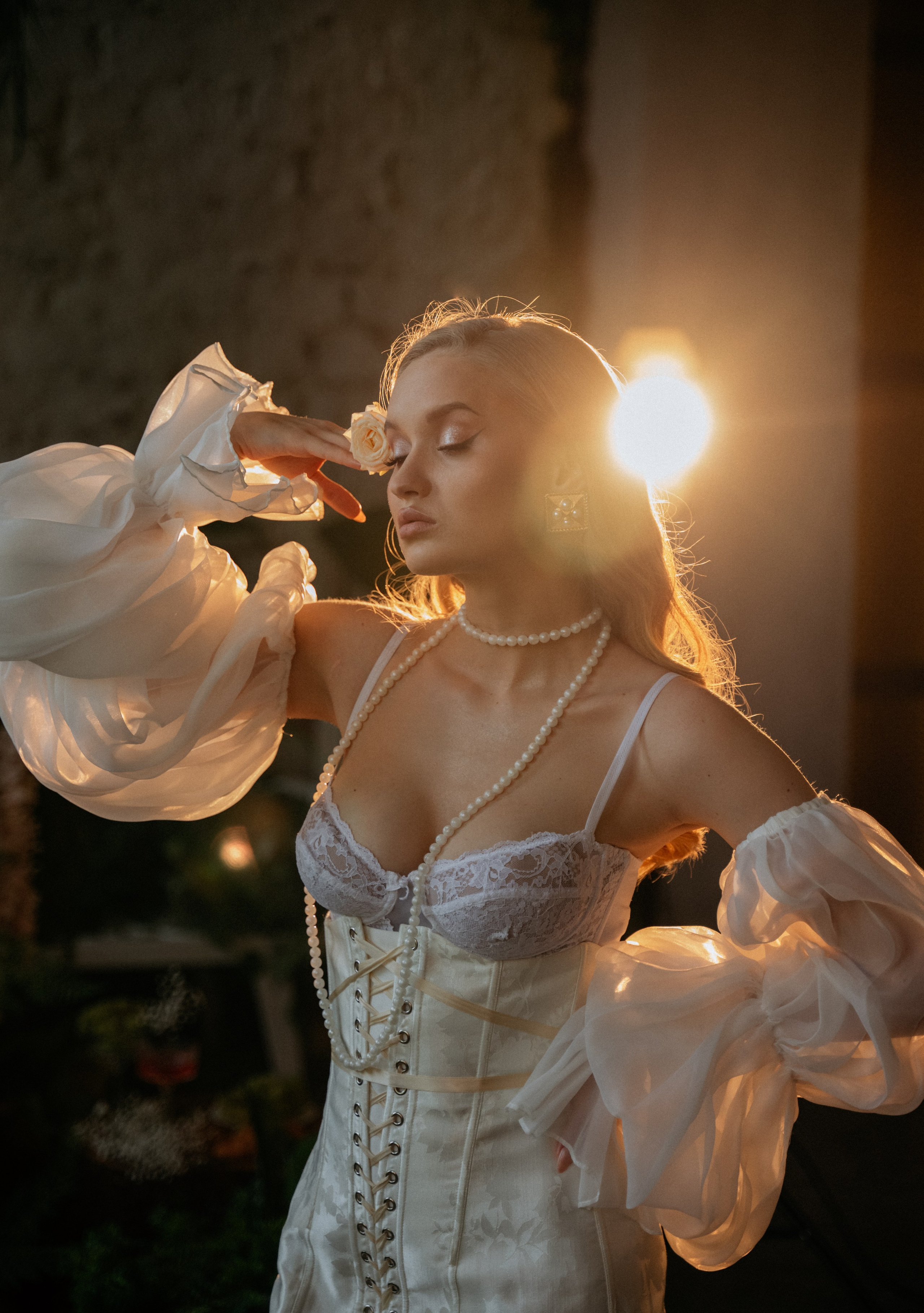 Невеста на пикнике в замке