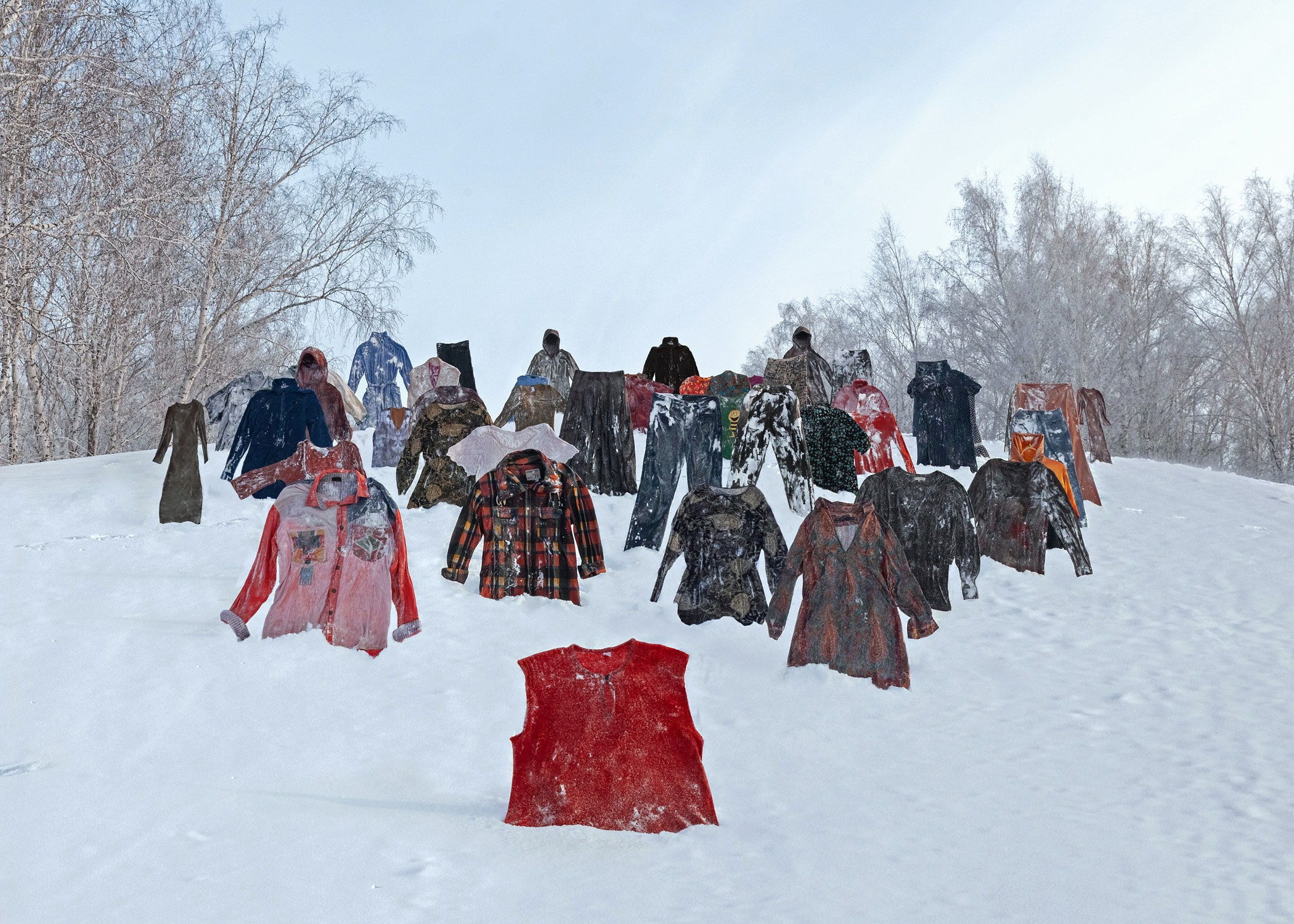 Гора одежды (W.I.P.). Visual artist Olga Burmistrova