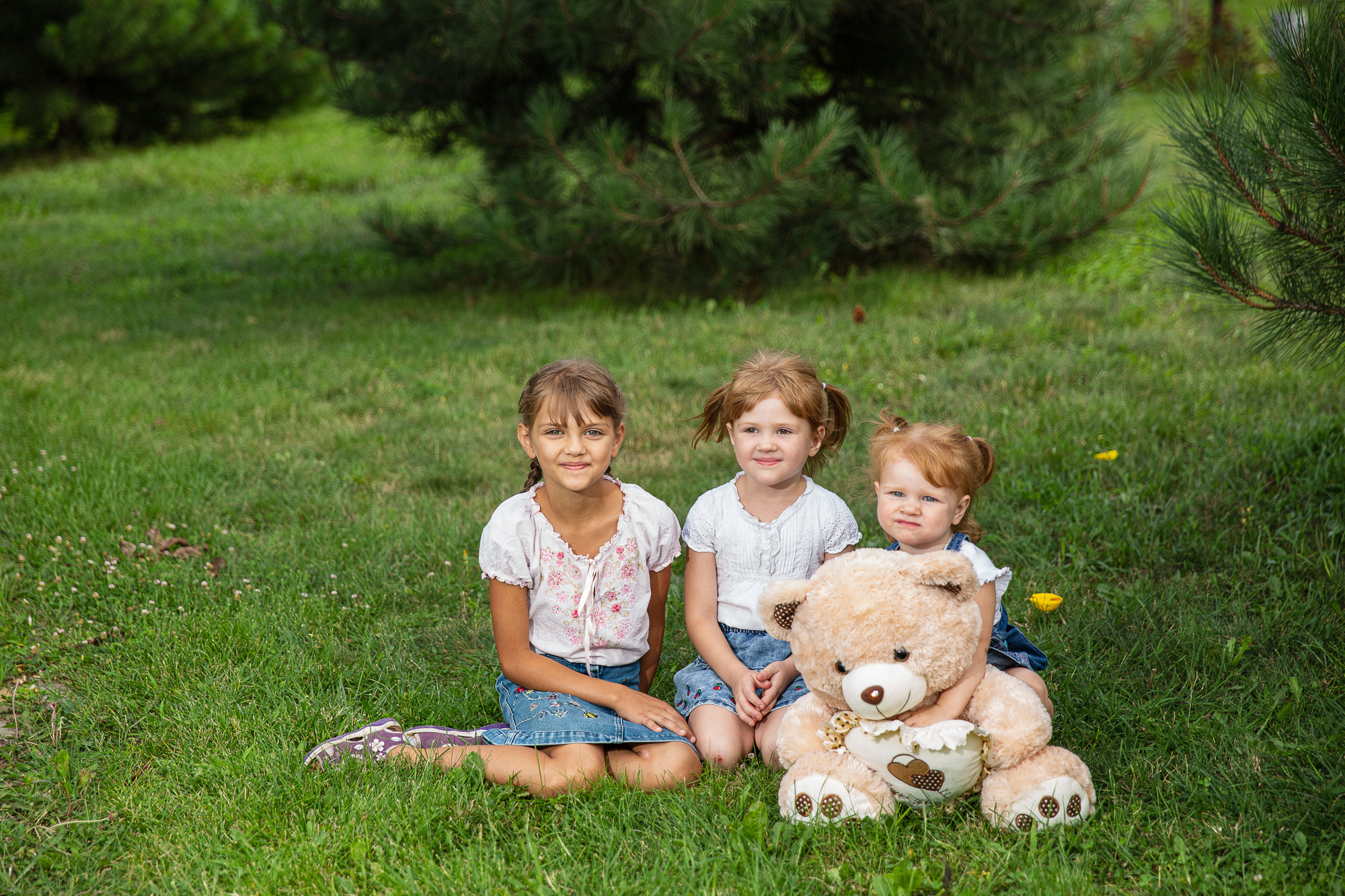 Семейная фотосессия в парке. Профессиональная фотосъёмка интерьеров, предметная фотосессия еды для меню г. Анапа