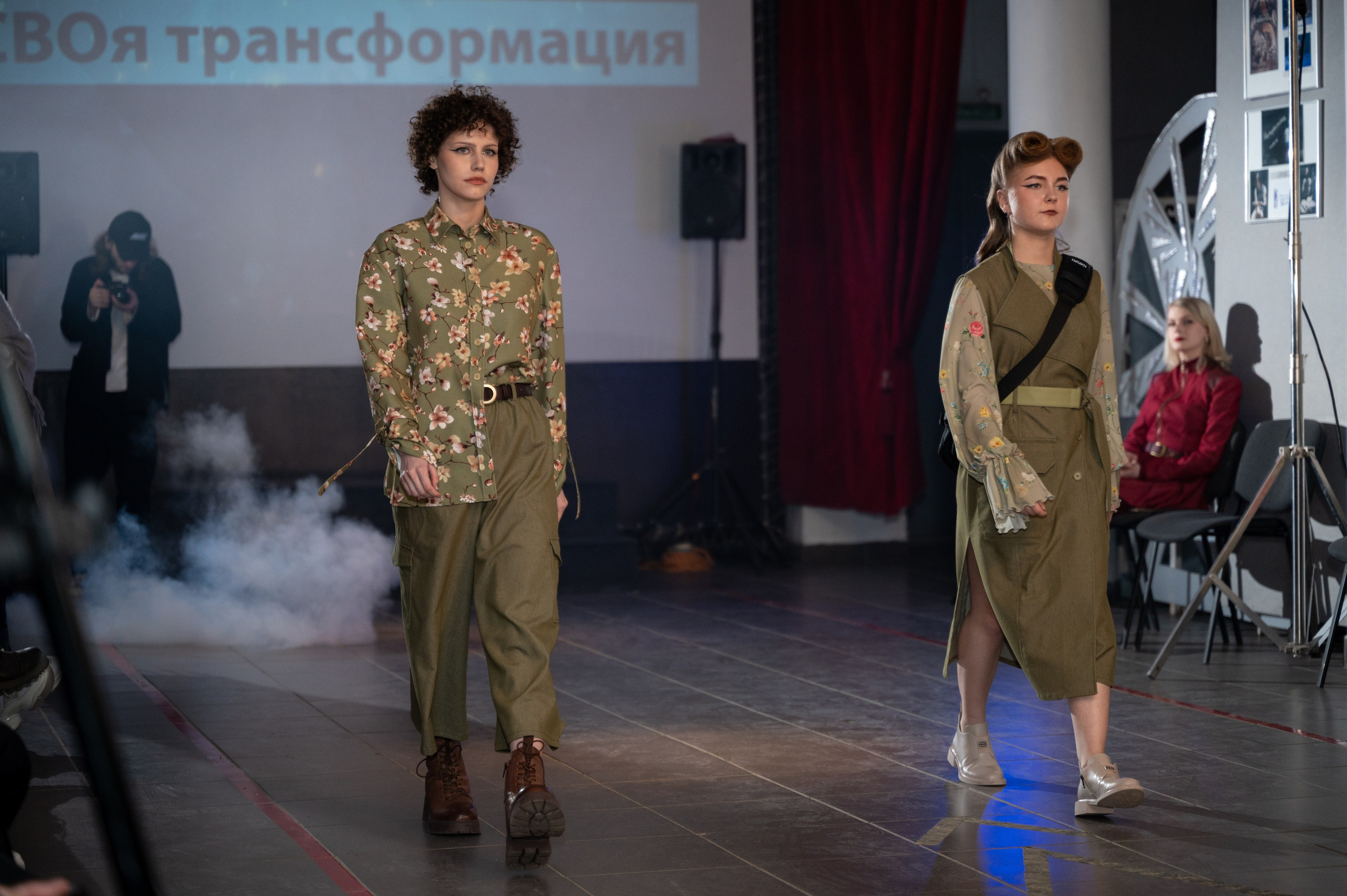 Закрытый показ милитари «Своя трансформация» дизайнера Юлии Бойченко | 24.04.2025. Фотограф в Омске Елизавета Кириллова