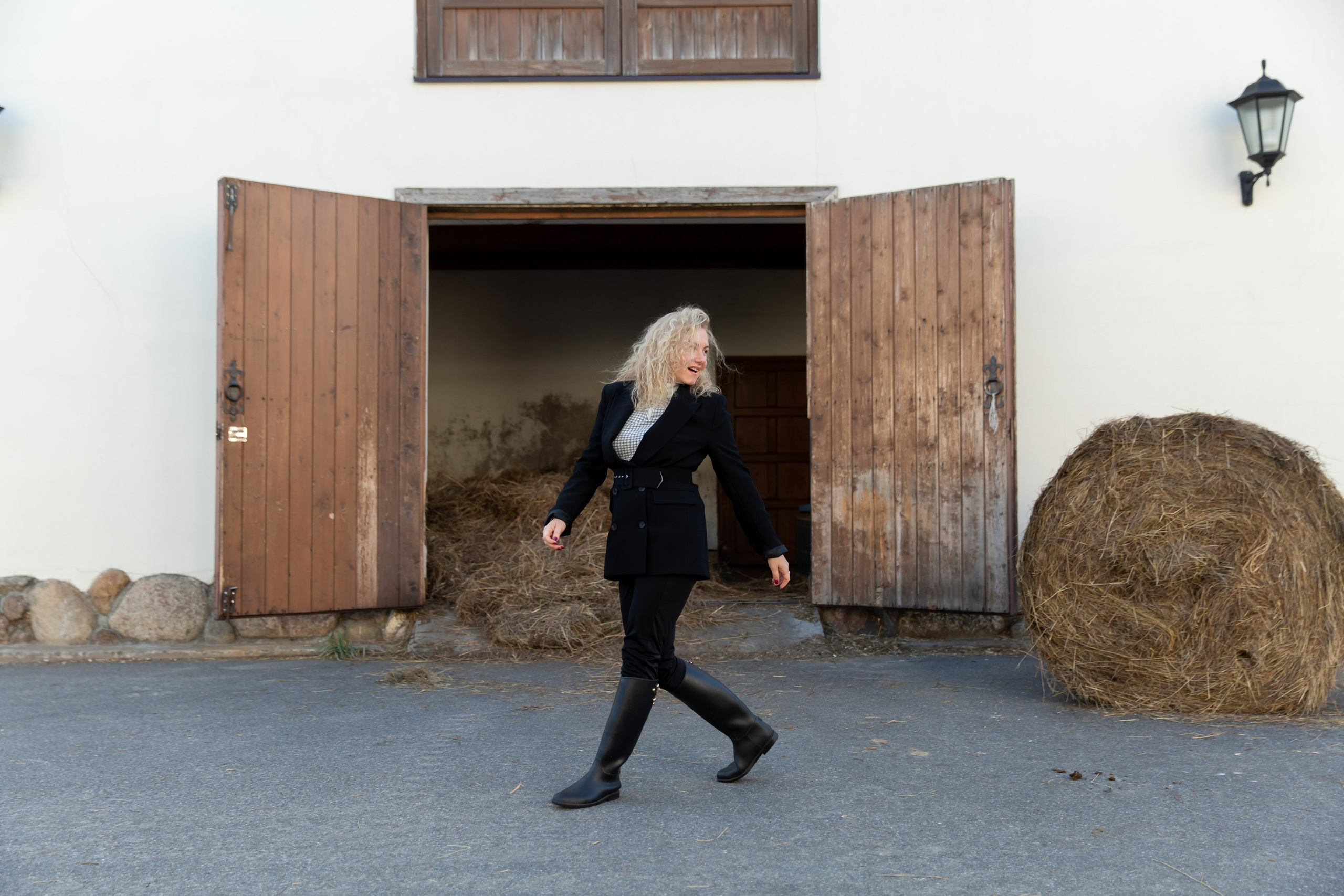 Конюшня. Снимаю съемки