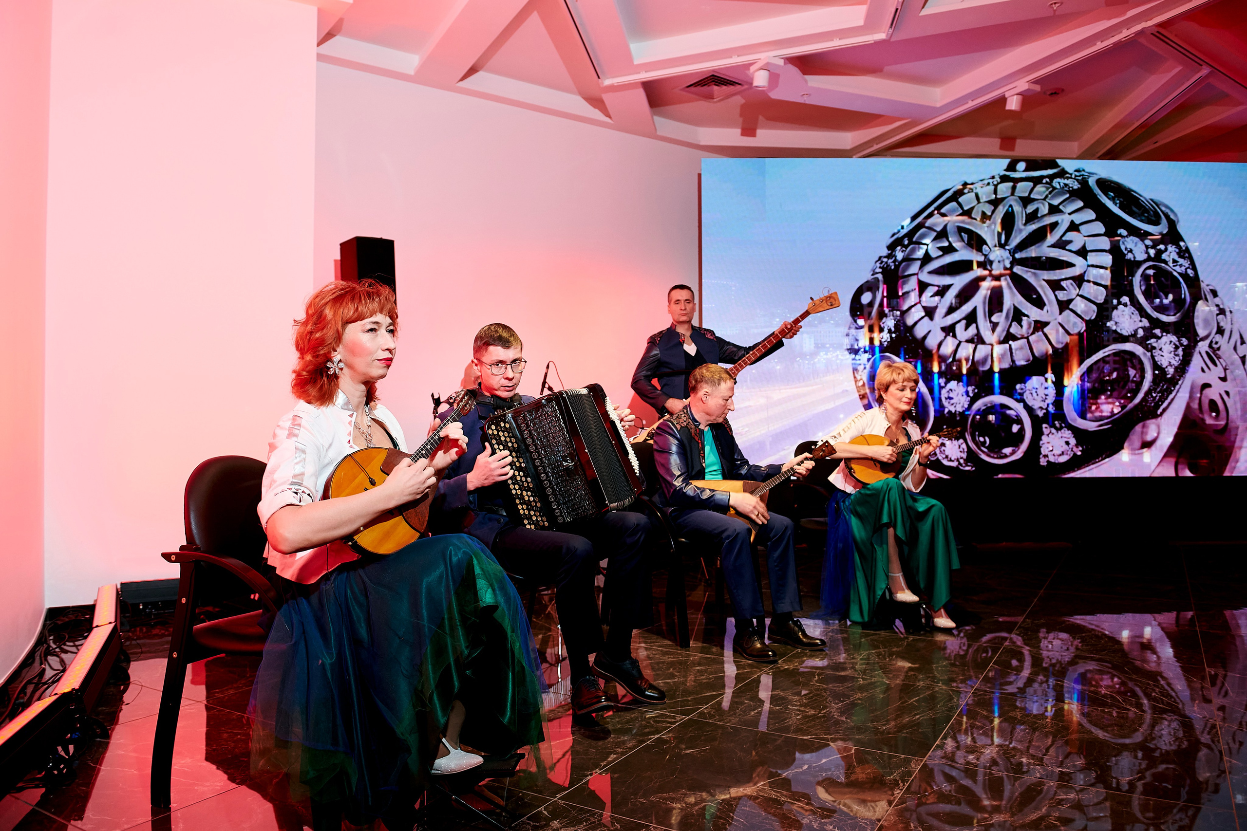 Ювелирный дом Ринго «Драгоценная история Урала». Фотограф Постольник Дарья