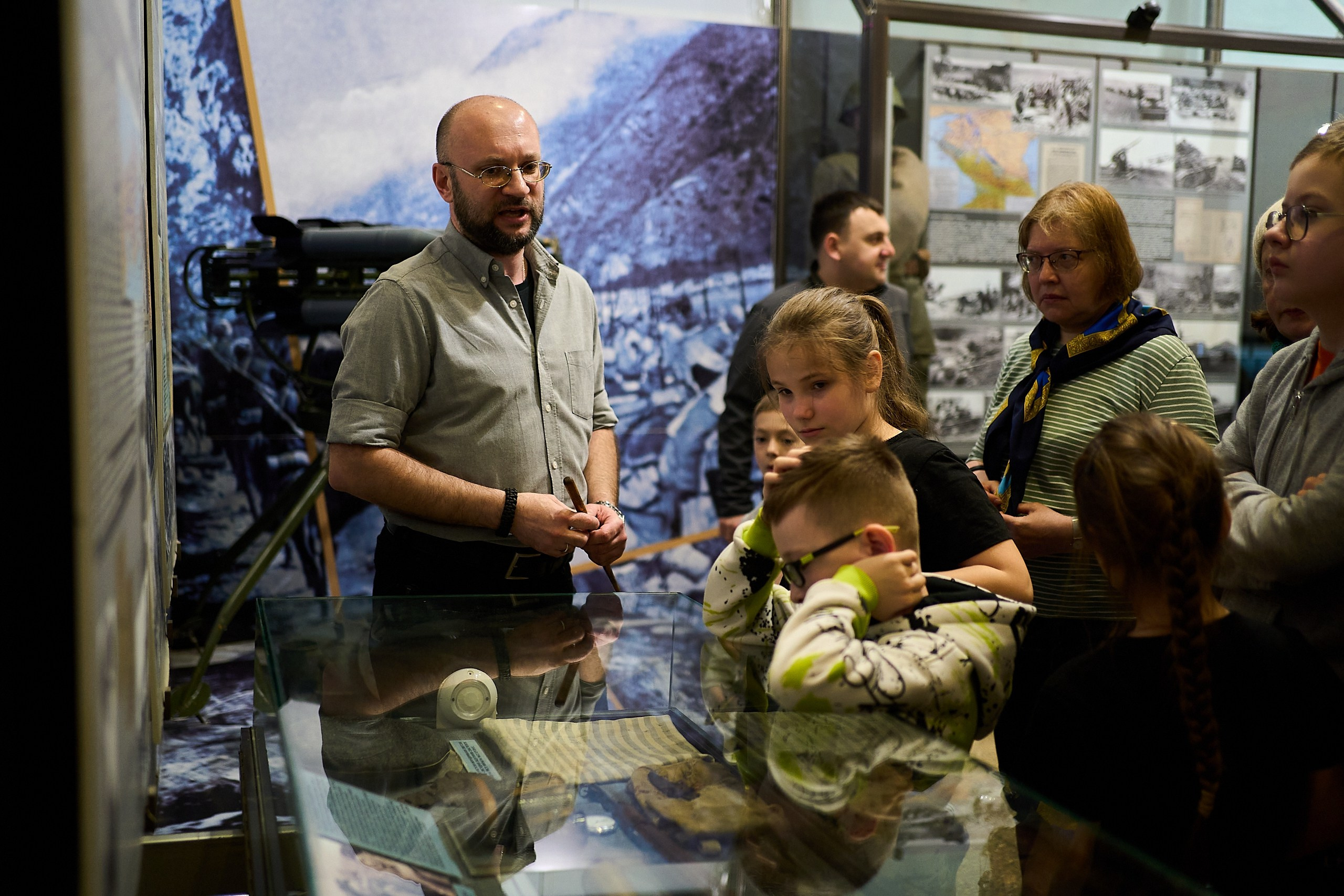 Субботник у Управления делами Мэра и Правительства Москвы. Фотограф и Видеограф в Москве. Олег Корушев