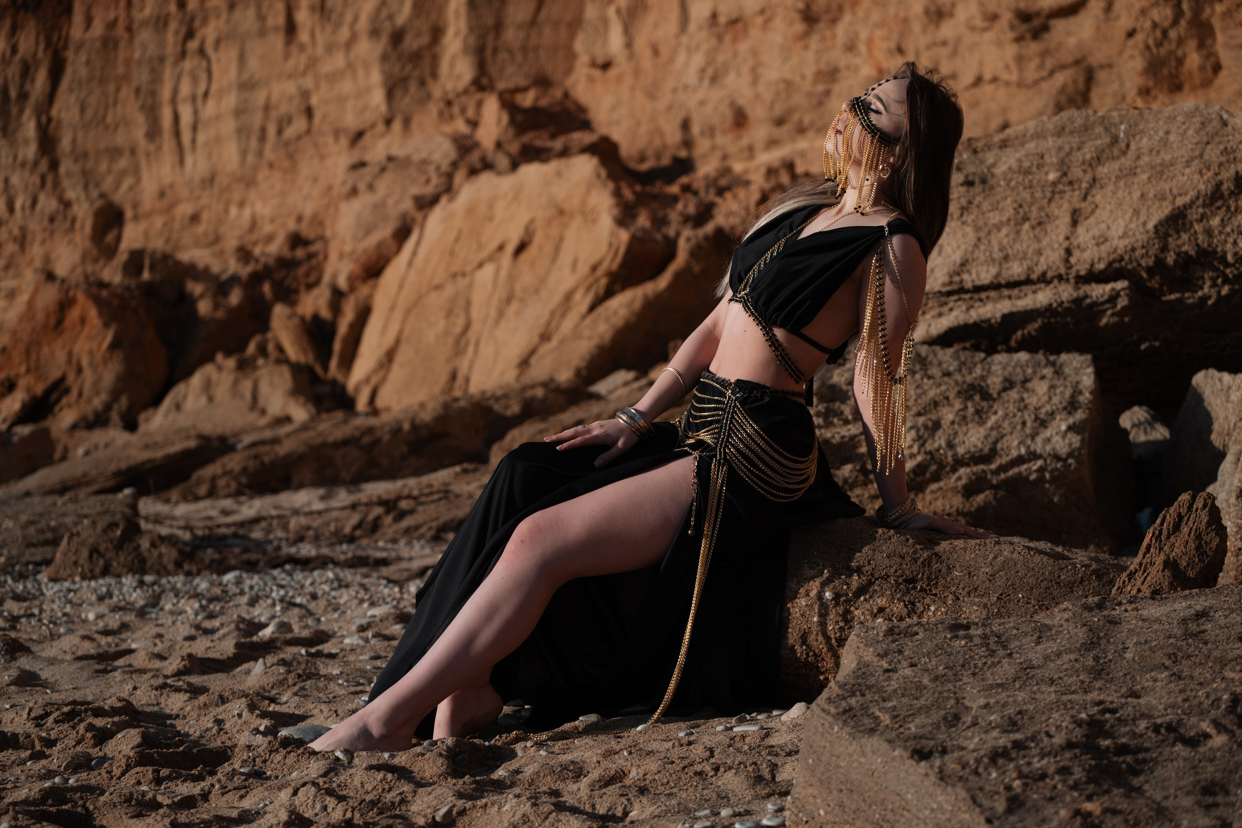 Арабская Эстетика. Профессиональная фотосъемка в Крыму. Натуральные эмоции и живые кадры. Забронируйте дату прямо сейчас!