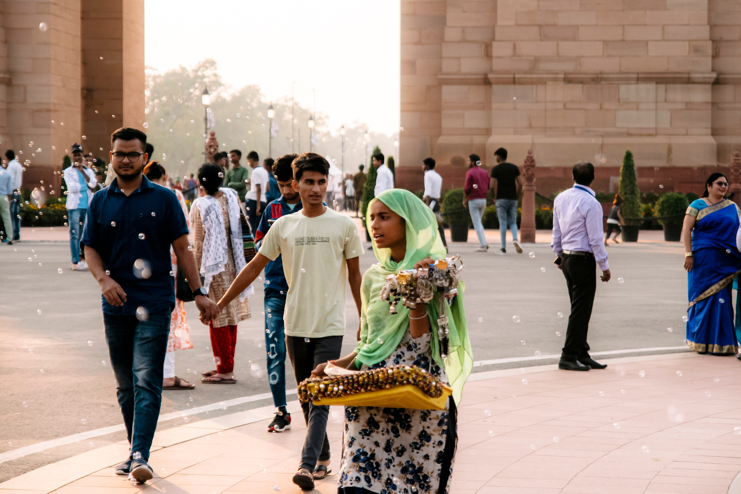 Дели. стрит. Iraogo