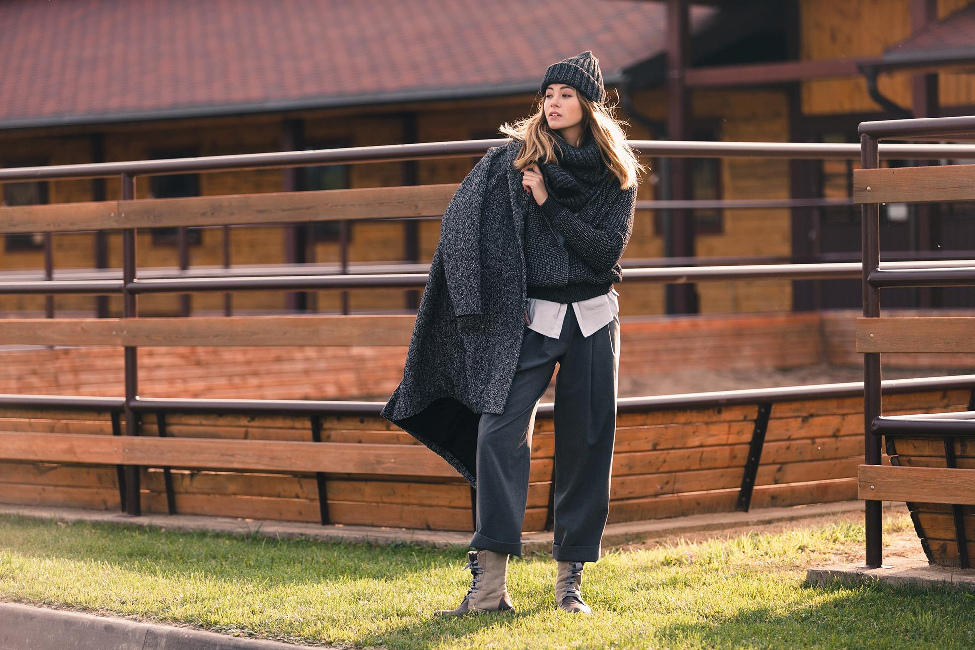 Съемка лукбука для бренда верхней одежды в Москве. Фотограф Продюсер в горах КБР / Москва  Нальчик Горы
