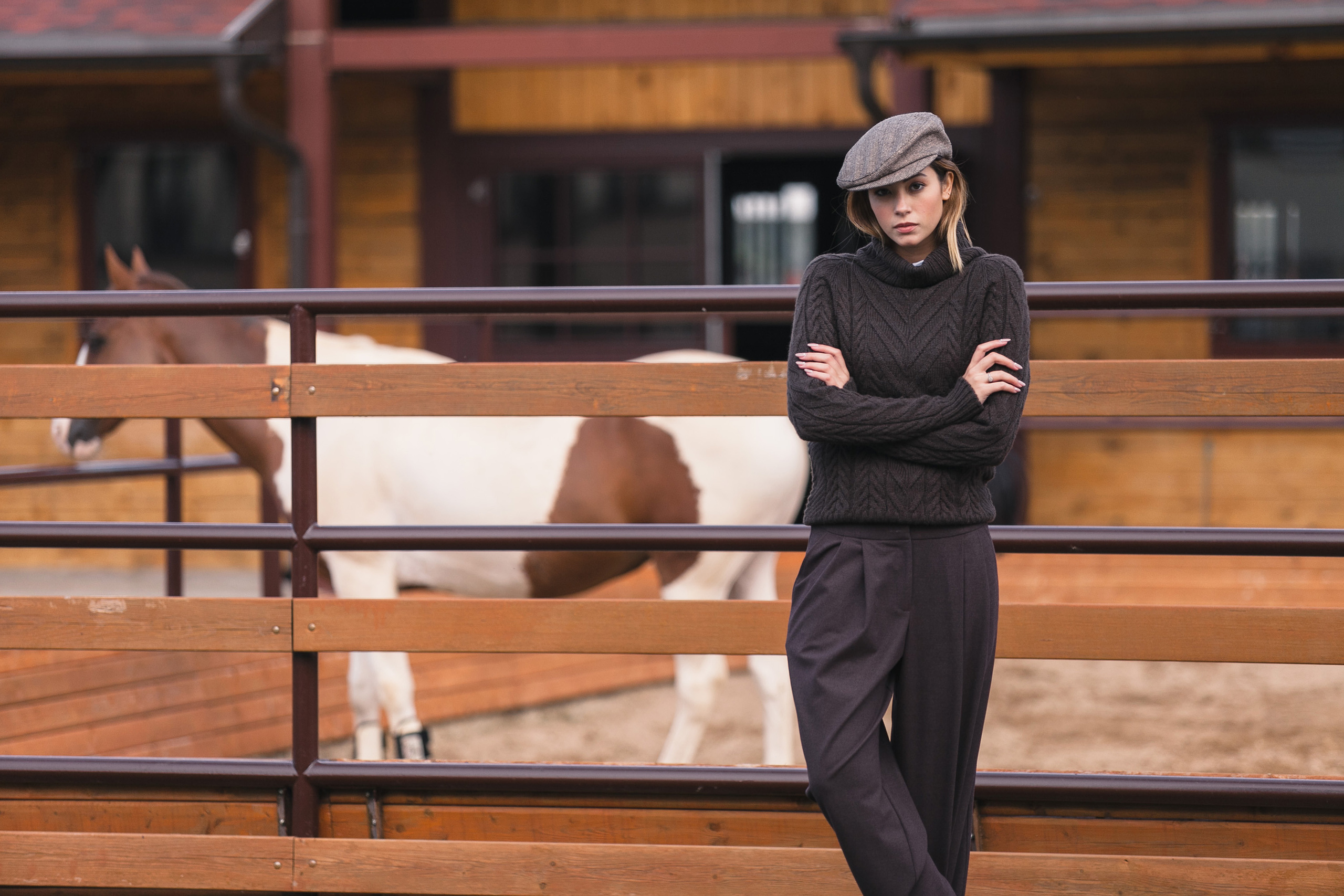 Съемка лукбука для бренда верхней одежды в Москве. Фотограф Продюсер в горах КБР / Москва  Нальчик Горы