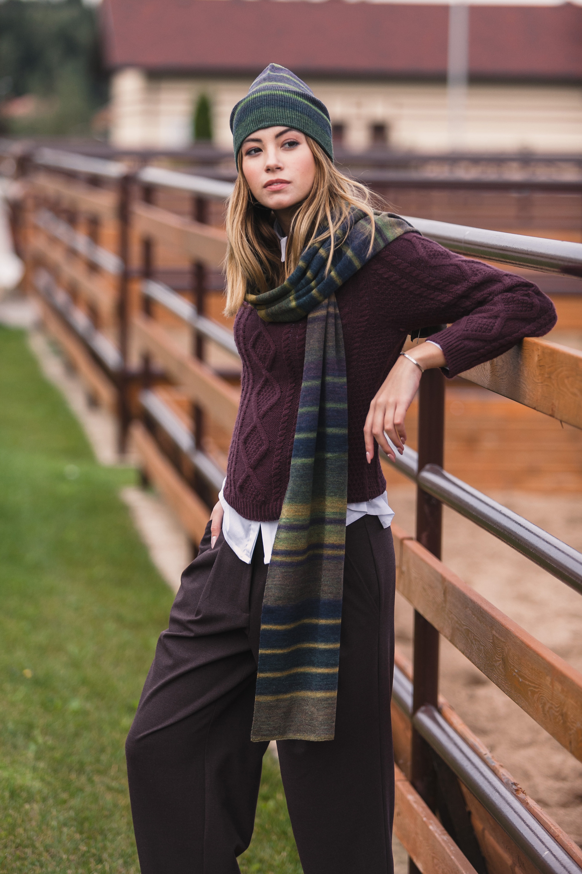 Съемка лукбука для бренда верхней одежды в Москве. Фотограф Продюсер в горах КБР / Москва  Нальчик Горы