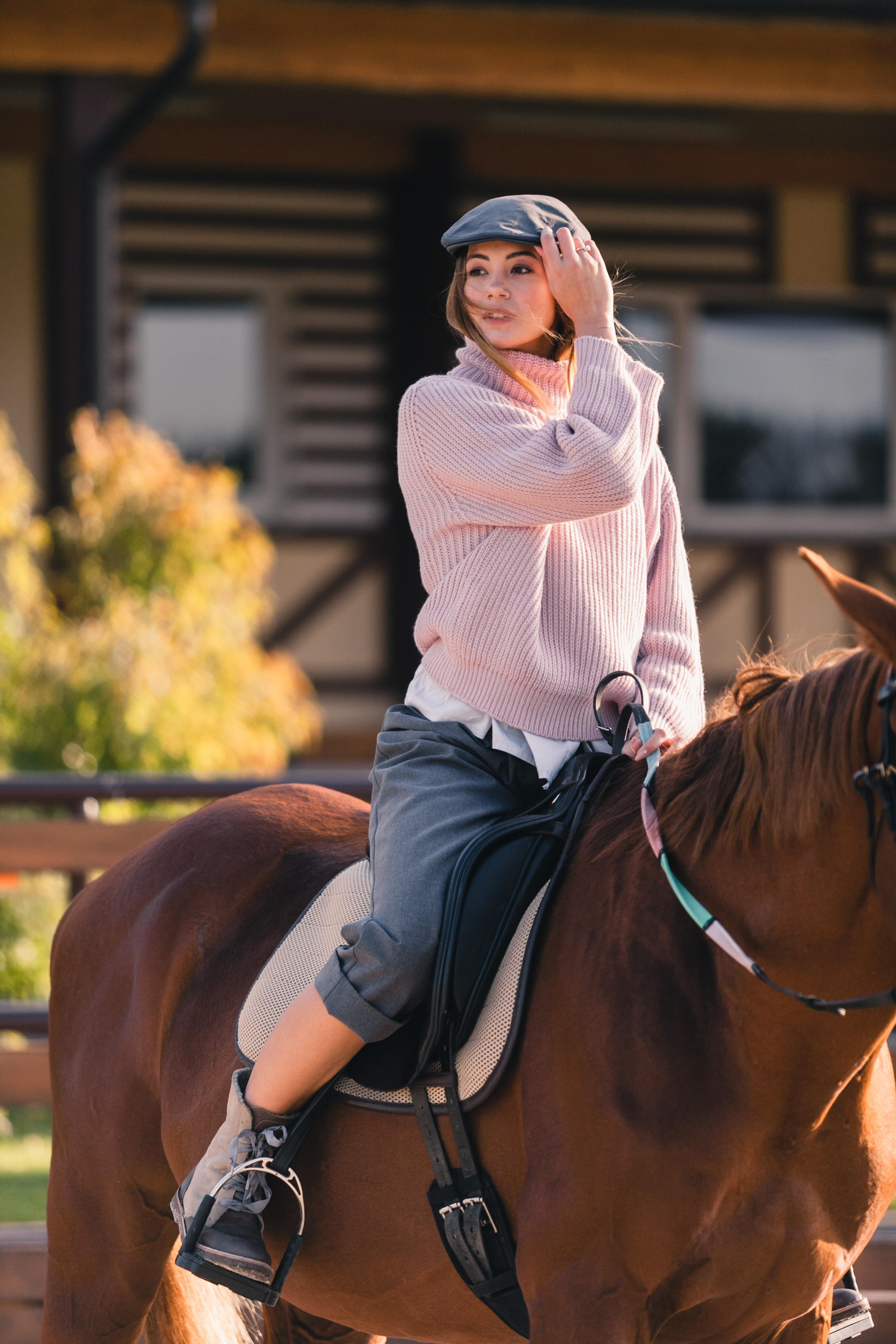 Съемка лукбука для бренда верхней одежды в Москве. Фотограф Продюсер в горах КБР / Москва  Нальчик Горы