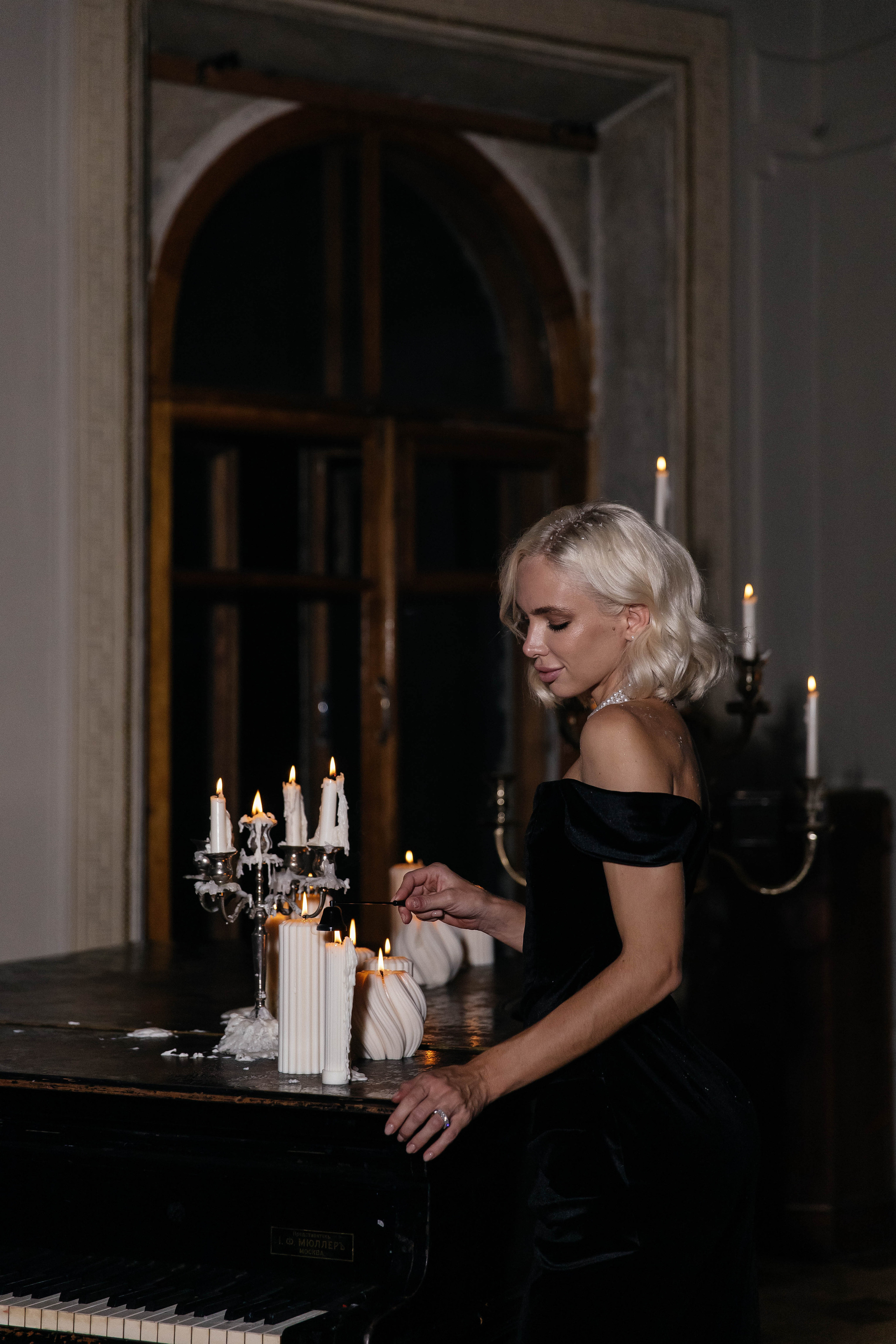 Ночная съемка в усадьбе. Фотограф индивидуальных женских портретов и LOVEstory в Москве