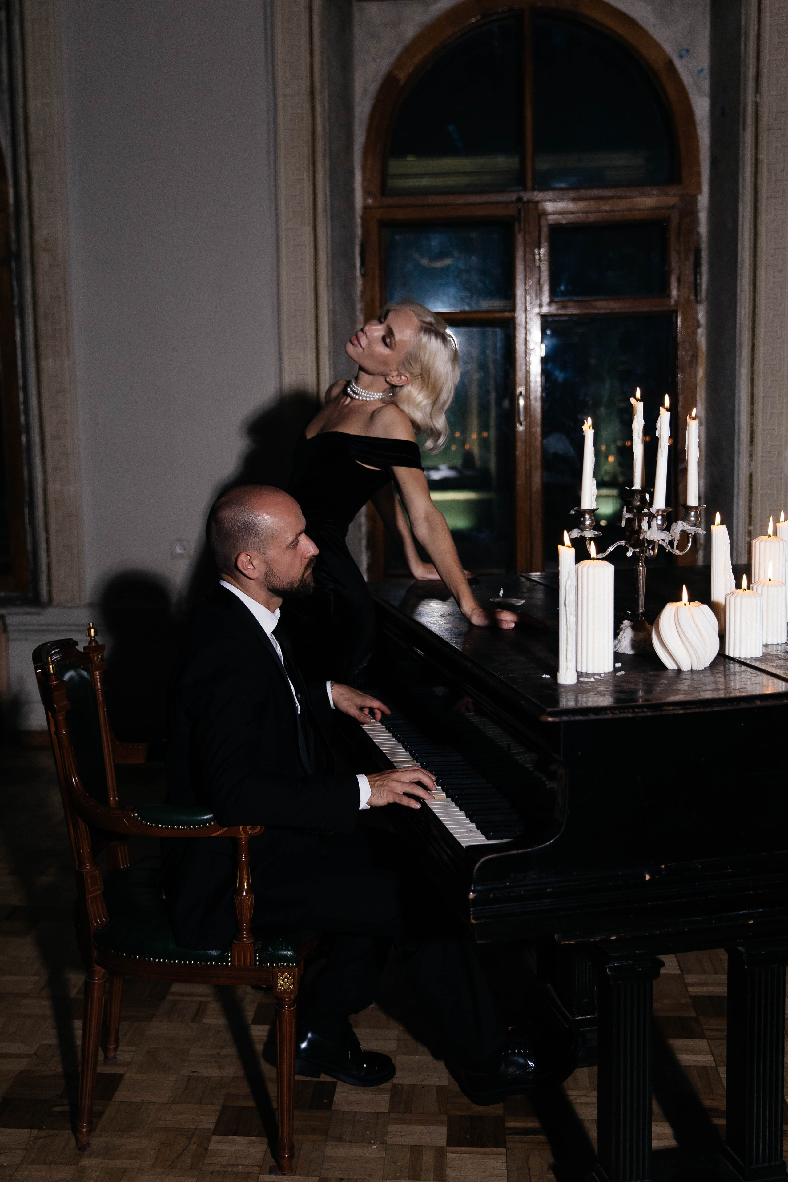 Ночная съемка в усадьбе. Фотограф индивидуальных женских портретов и LOVEstory в Москве