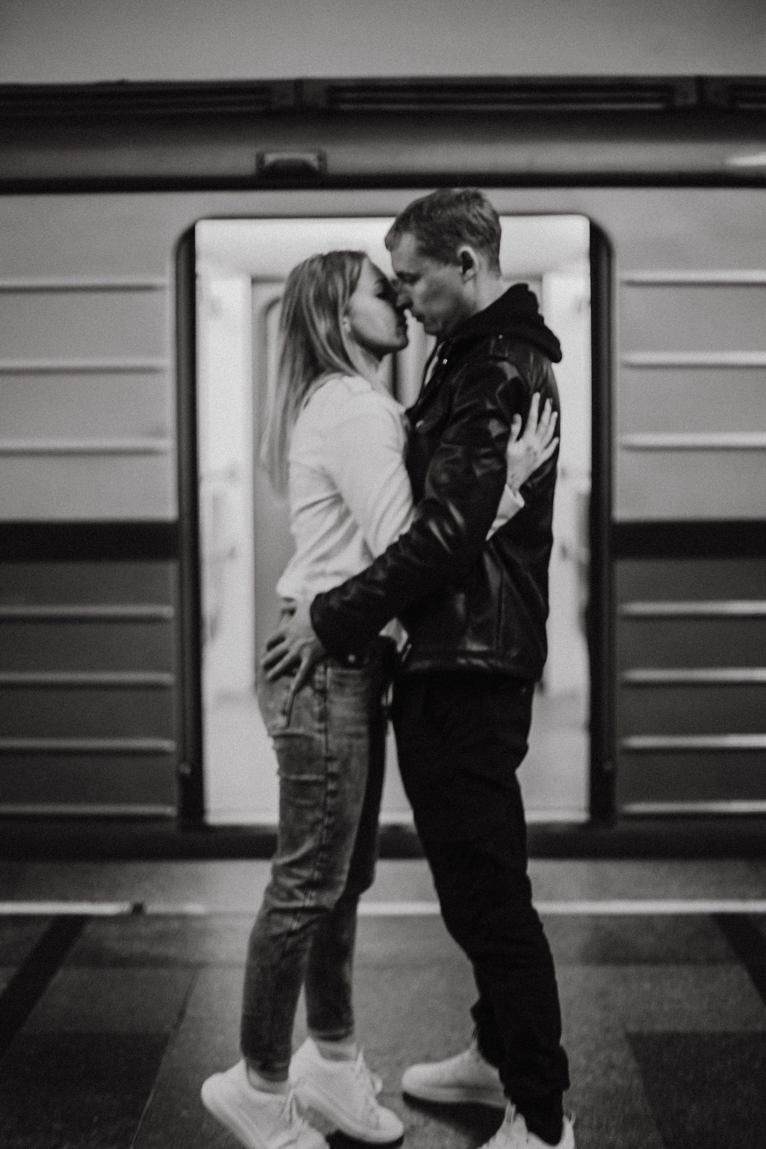 С+ П. Метро. Фотограф в Нижнем Новгороде