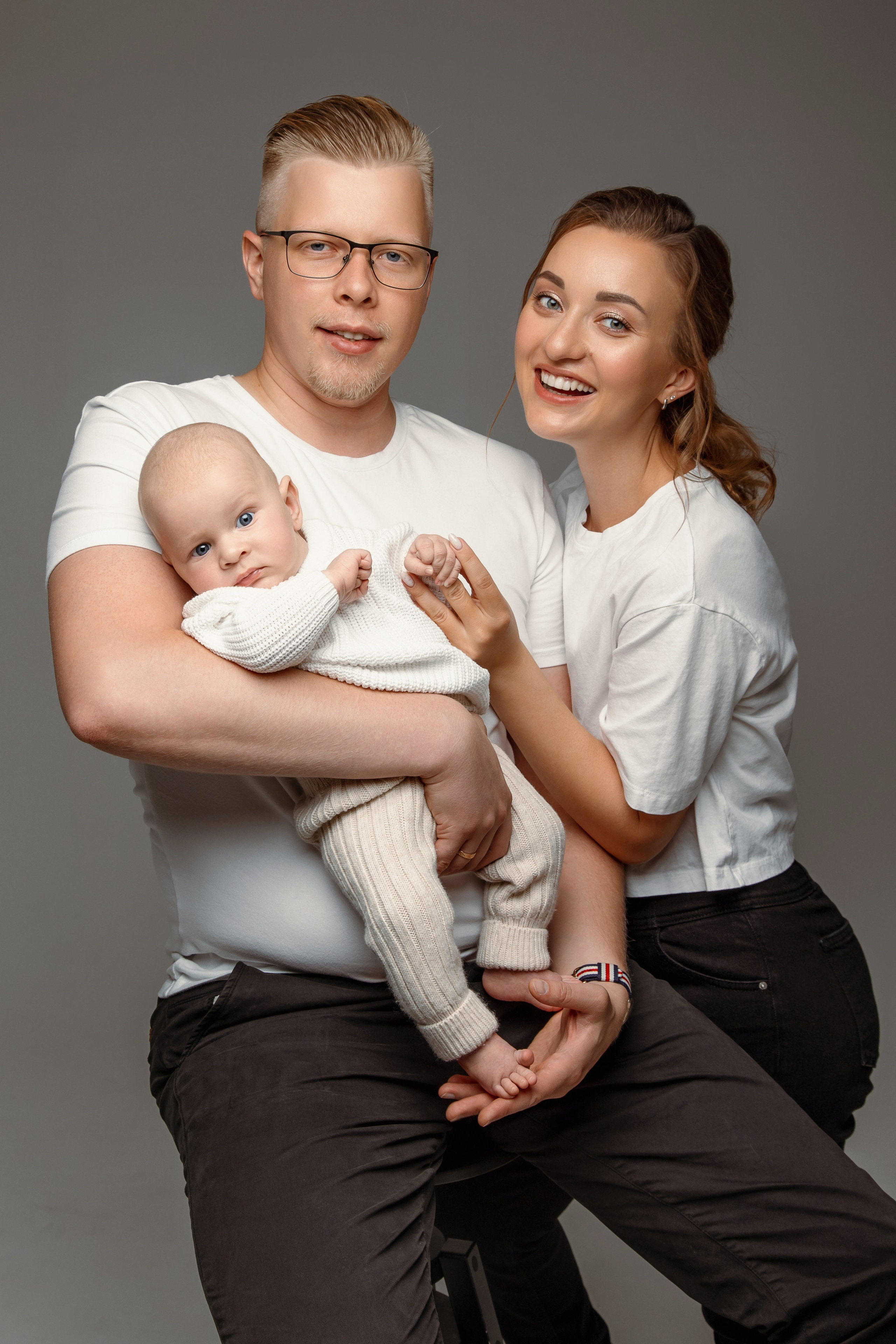 Мама и малыш. Фотограф Беременности и Новорождённых в Кемерово