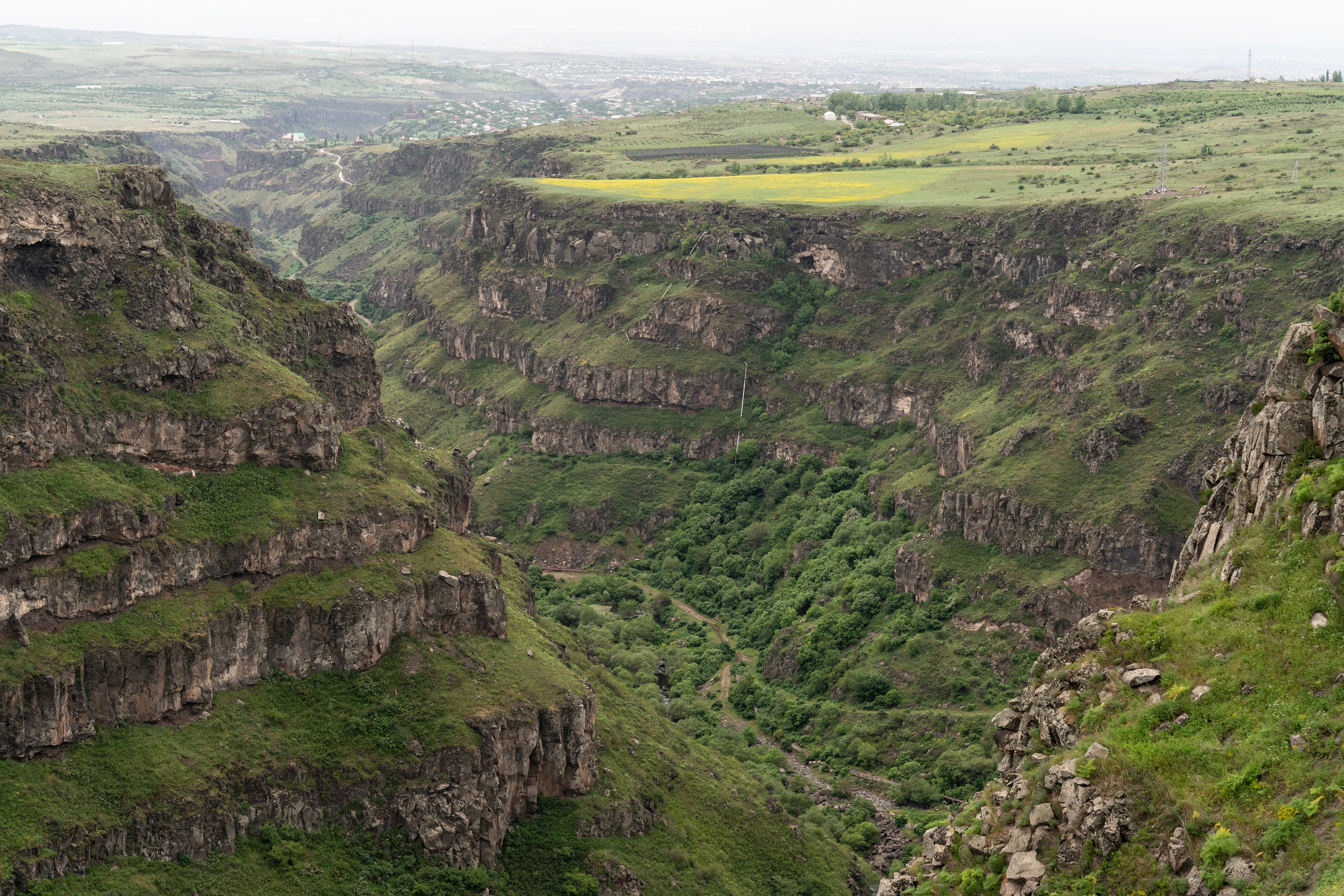 АРМЕНИЯ. ПОБУДЬ ЗДЕСЬ И ЦЕЛЕЕ БУДЕТ ЭТОТ МИР