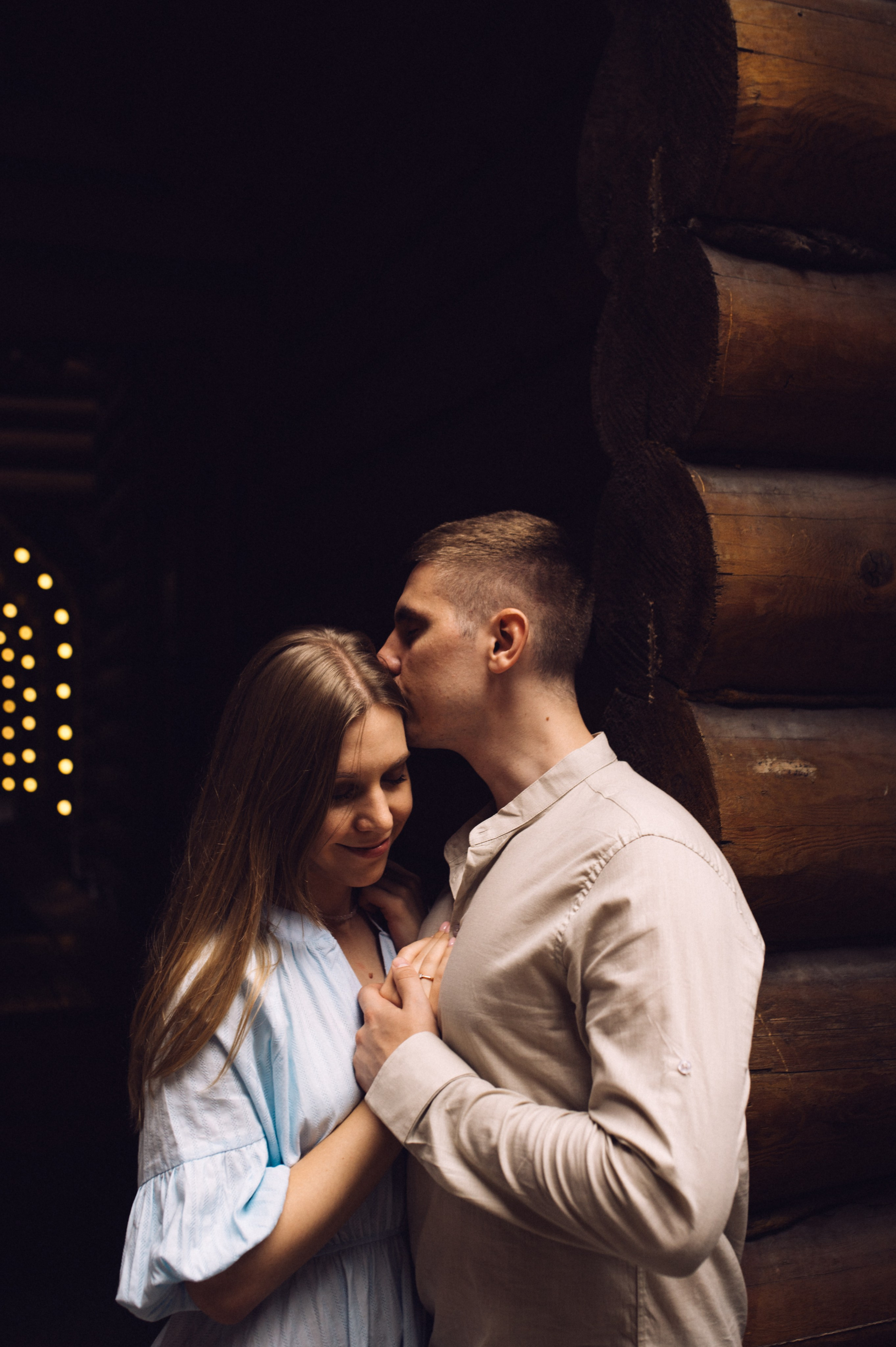 Ветер в волосах, нежность и поцелуи🤍. Лайфстайл фотограф в Москве Серебрянская Фаина