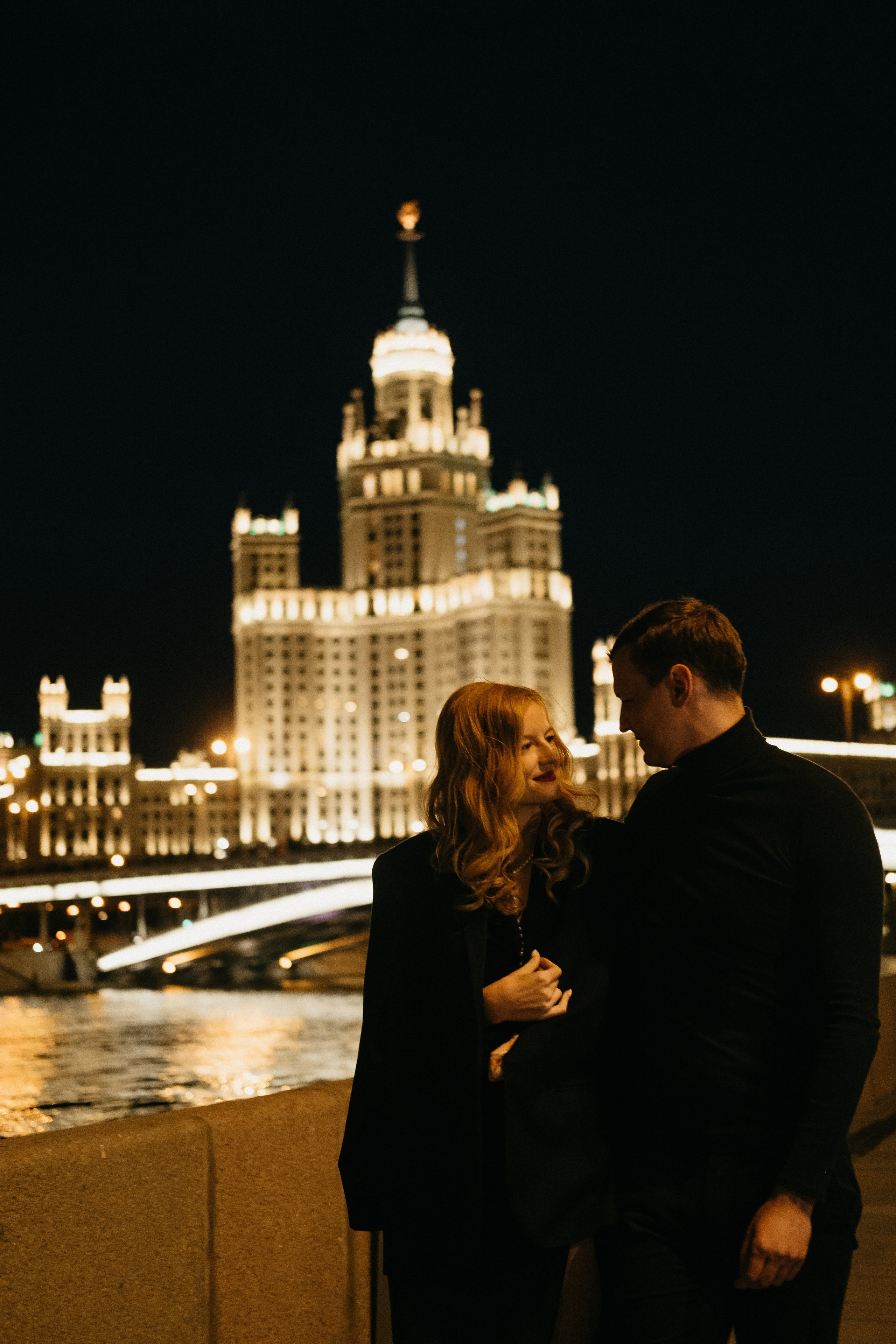 По ночному городу. Свадебный фотограф Александра Тюлякова