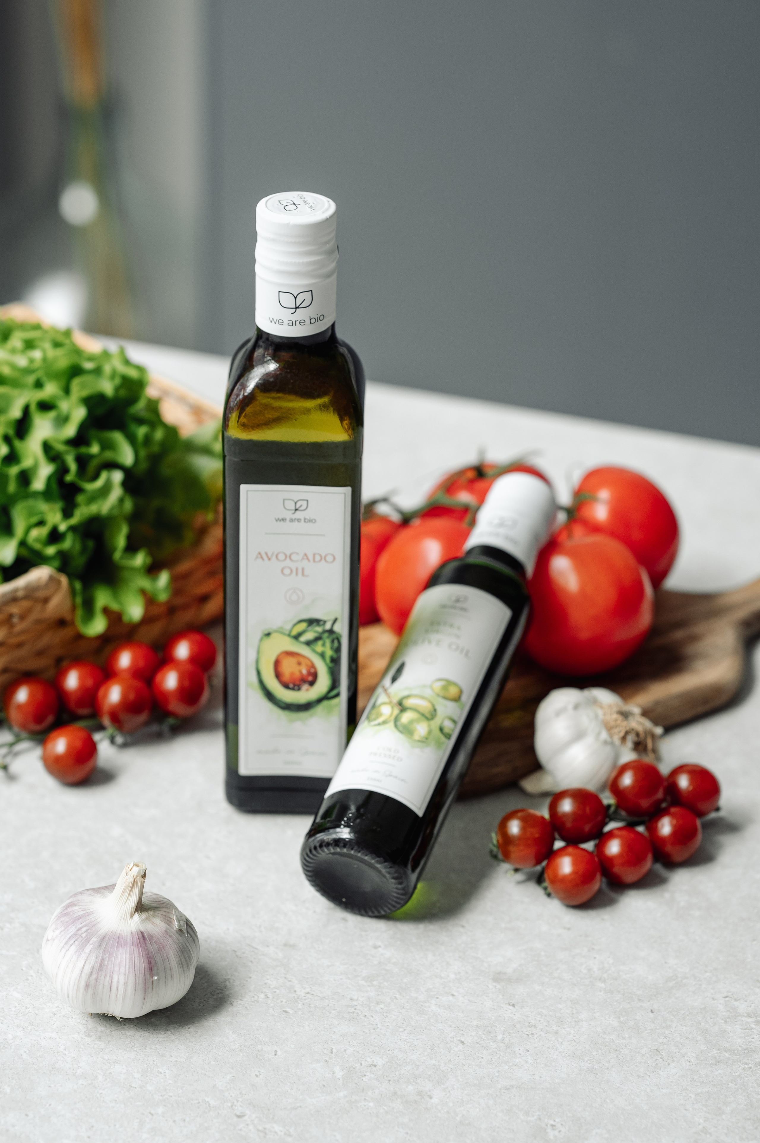 Съемка оливкового масла для маркетплейсов (Wildberries, Ozon, Яндекс.Маркет). Фотограф товаров для соцсетей - инстаграм, вконтакте. Контент-фотограф в Москве Хныкина Лена