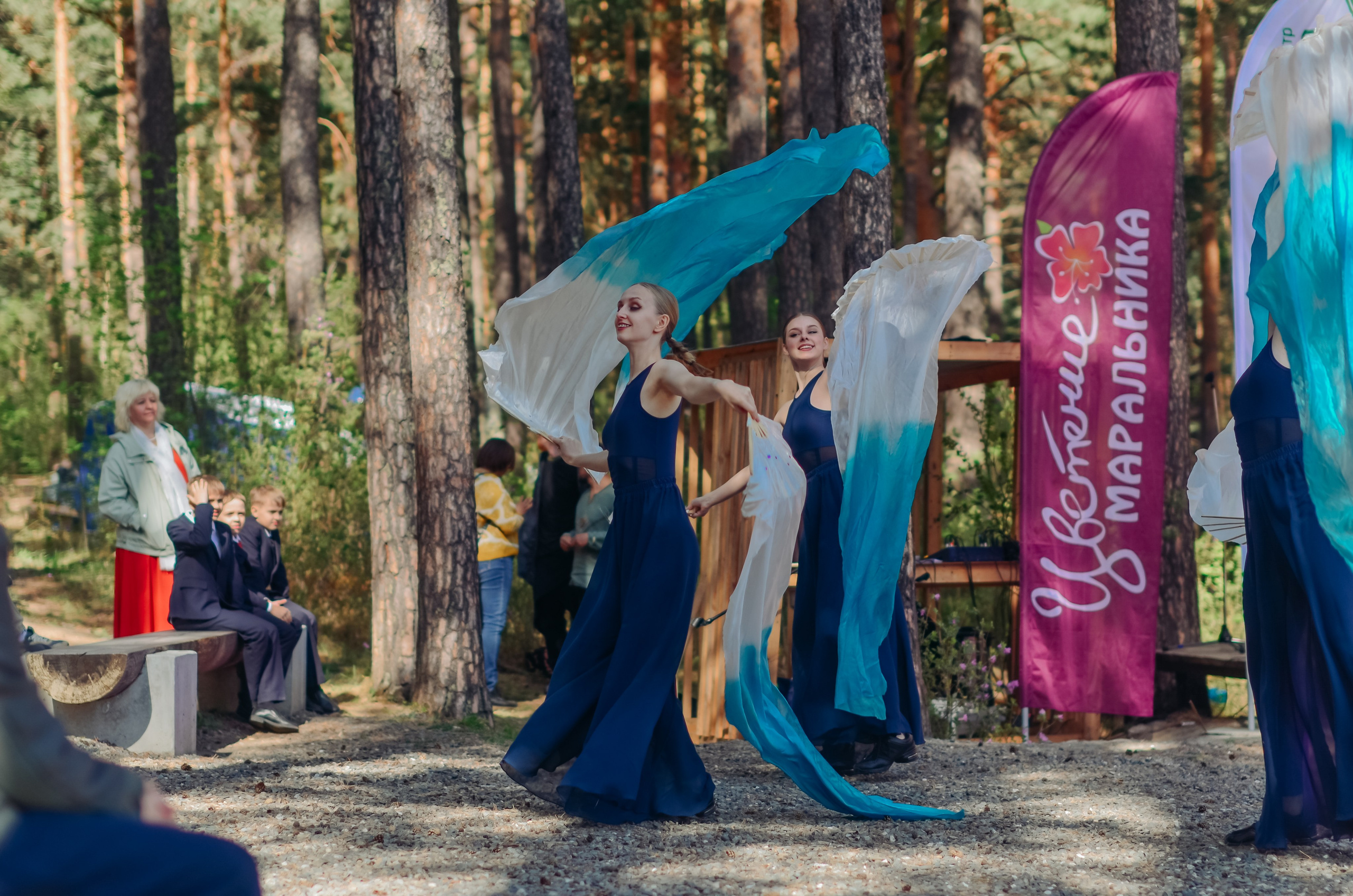 Фестиваль «Цветение Маральника на Алтае 2025». Фоторепортаж. Денисова Аля — фотограф для парных съемок и индивидуальных историй в Барнауле