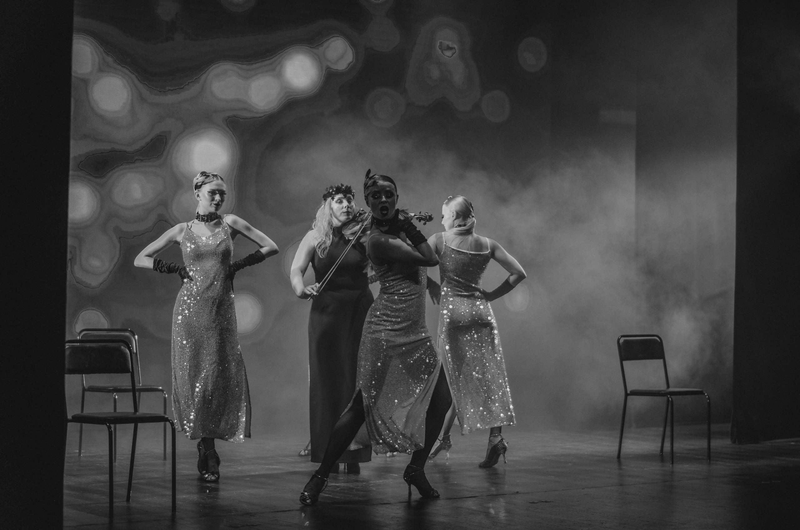 Фоторепортаж танцевального мероприятия. Денисова Аля — фотограф для парных съемок и индивидуальных историй в Барнауле