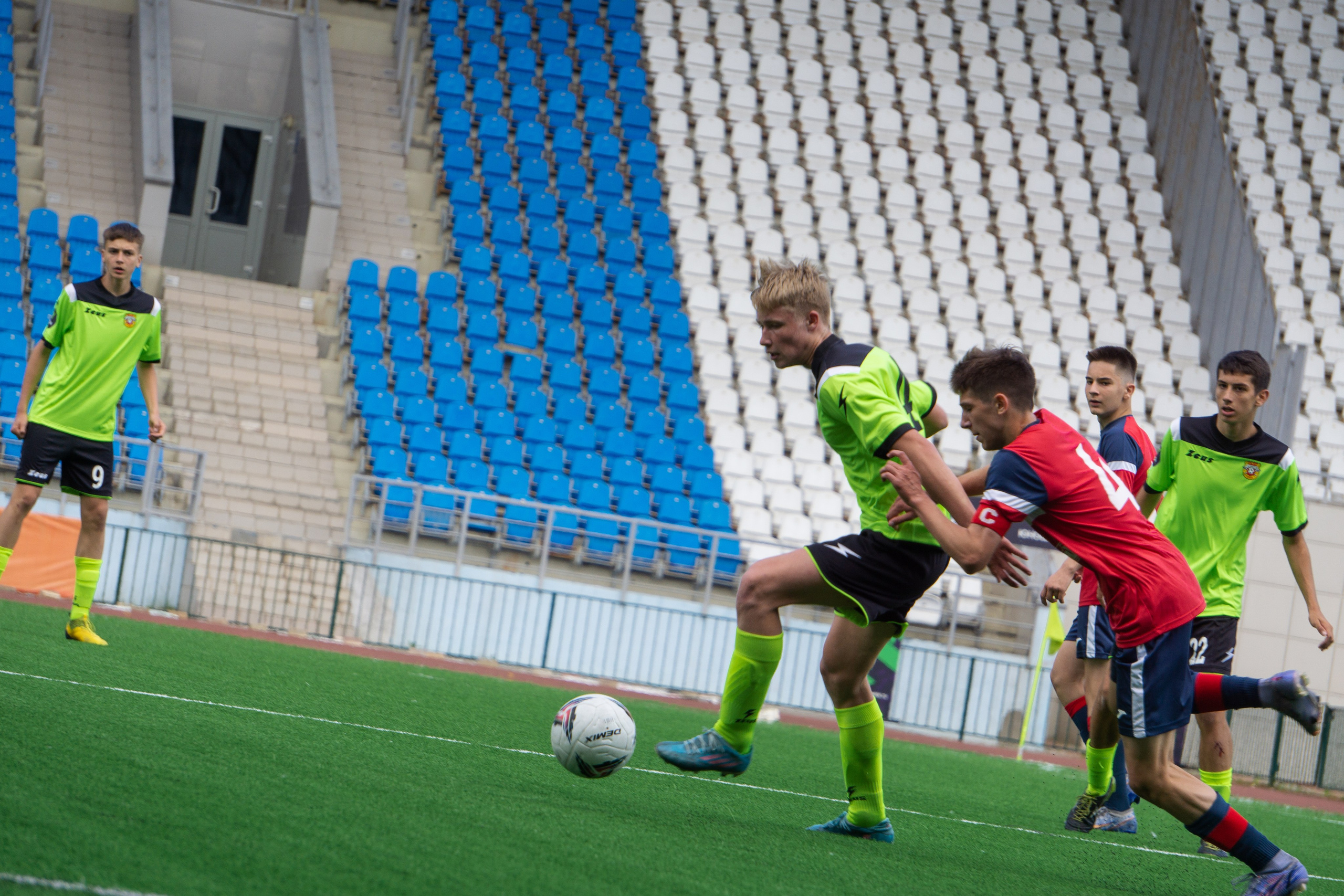 Юношеская Футбольная лига. Yaratezza production