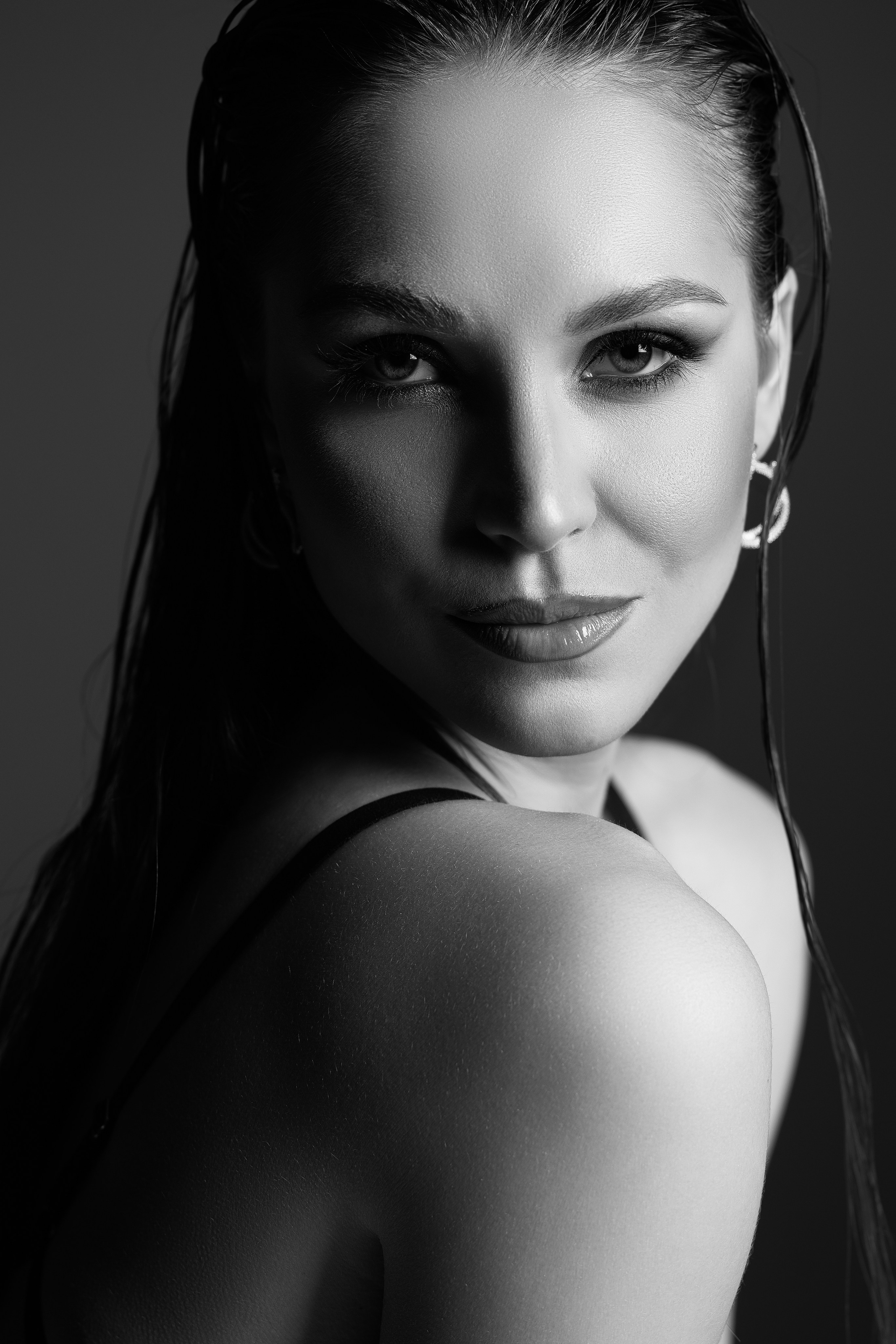 Женский портрет в студии. Фотограф Минск