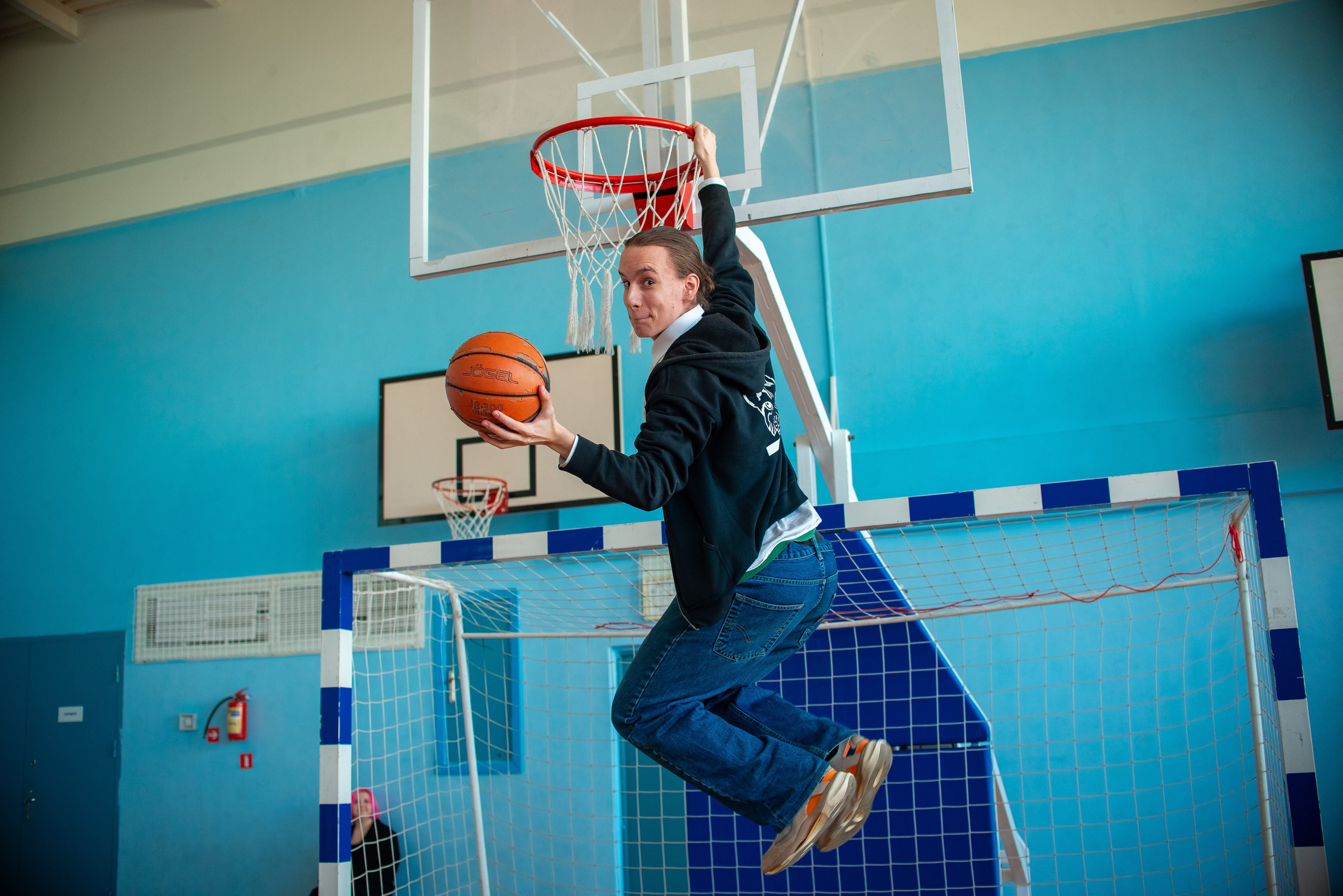 Выпускные альбомы 11 класс. Семейный фотограф на выписку из роддома и крещение Минск Настя Гришук